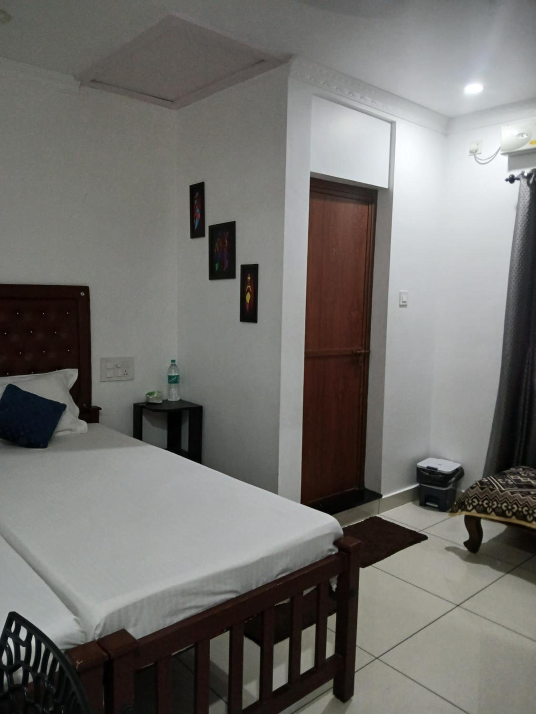 Double Room with Balcony - Photo 39