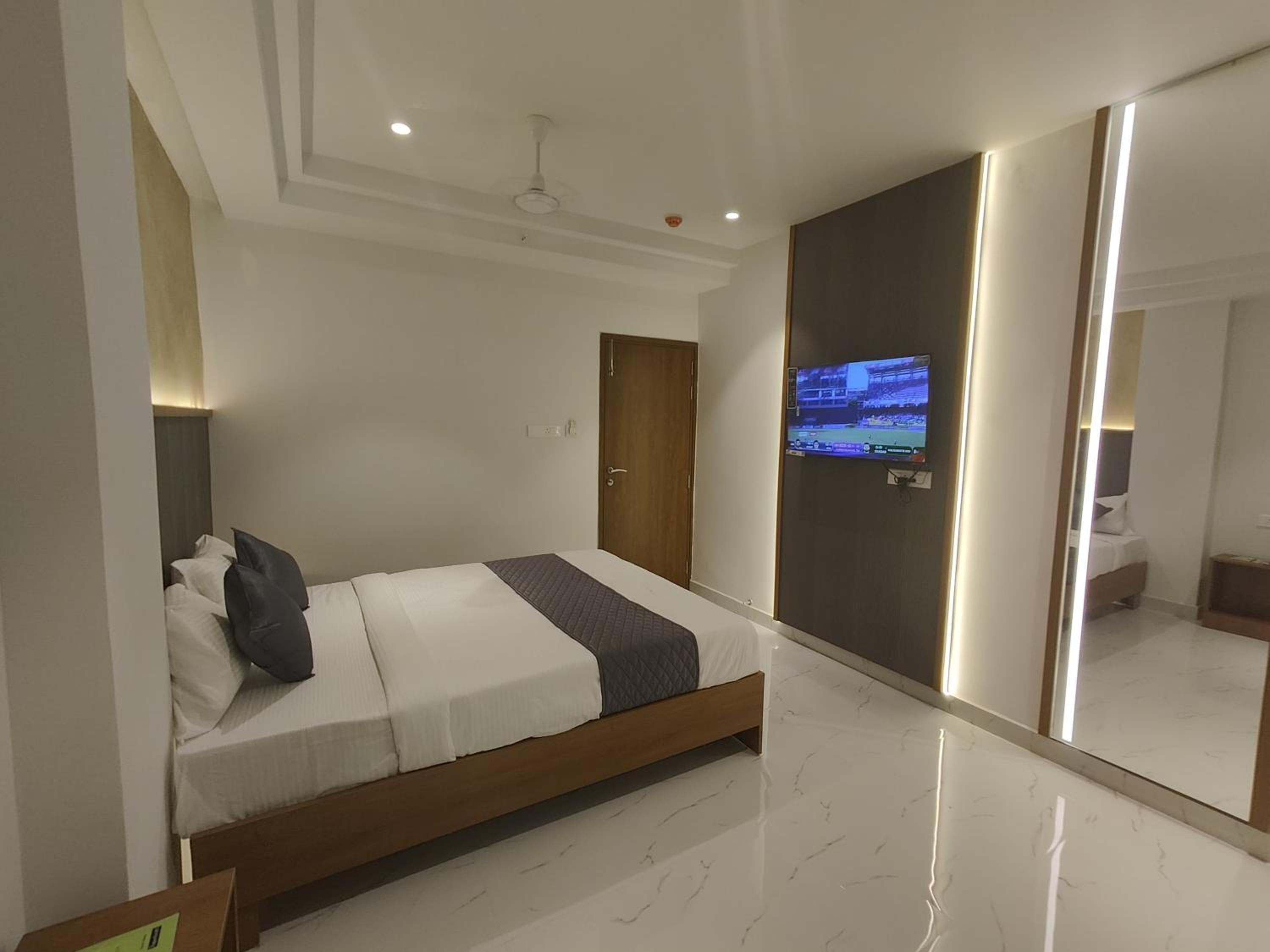 Deluxe Room - Photo 3