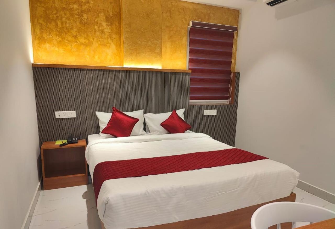 Deluxe Room - Photo 4