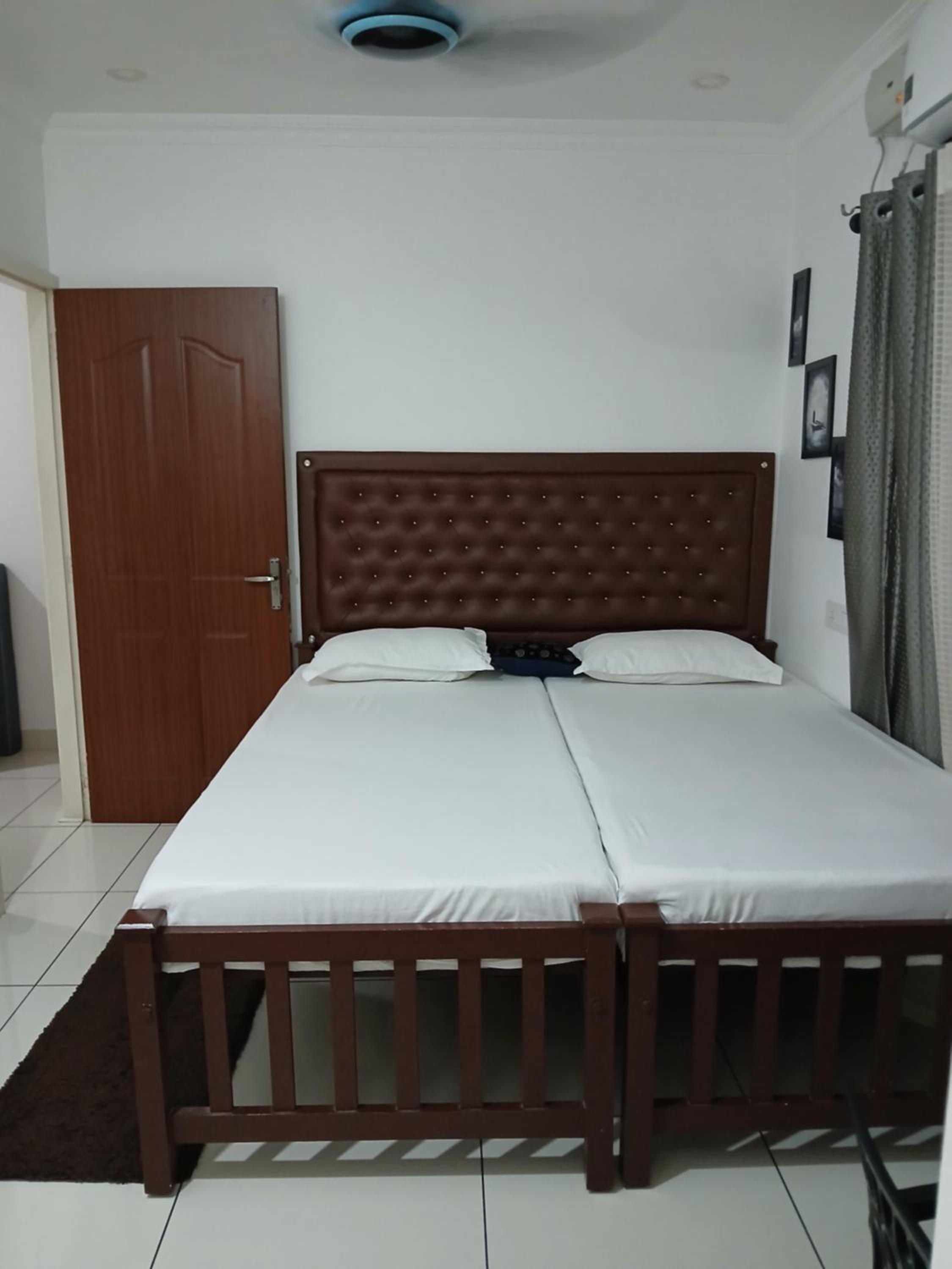 Standard Double Room - Photo 27