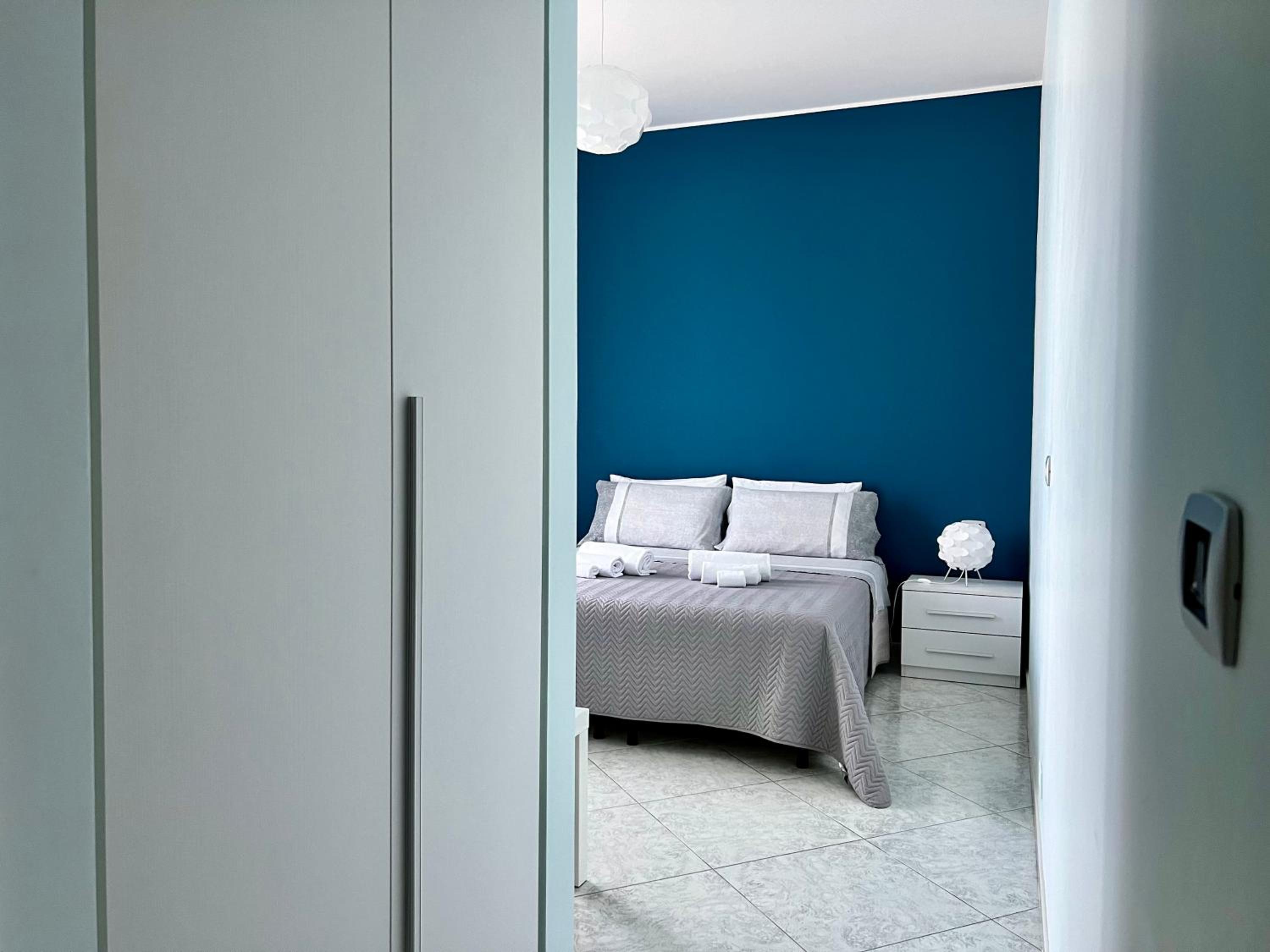 Double Room - Photo 7