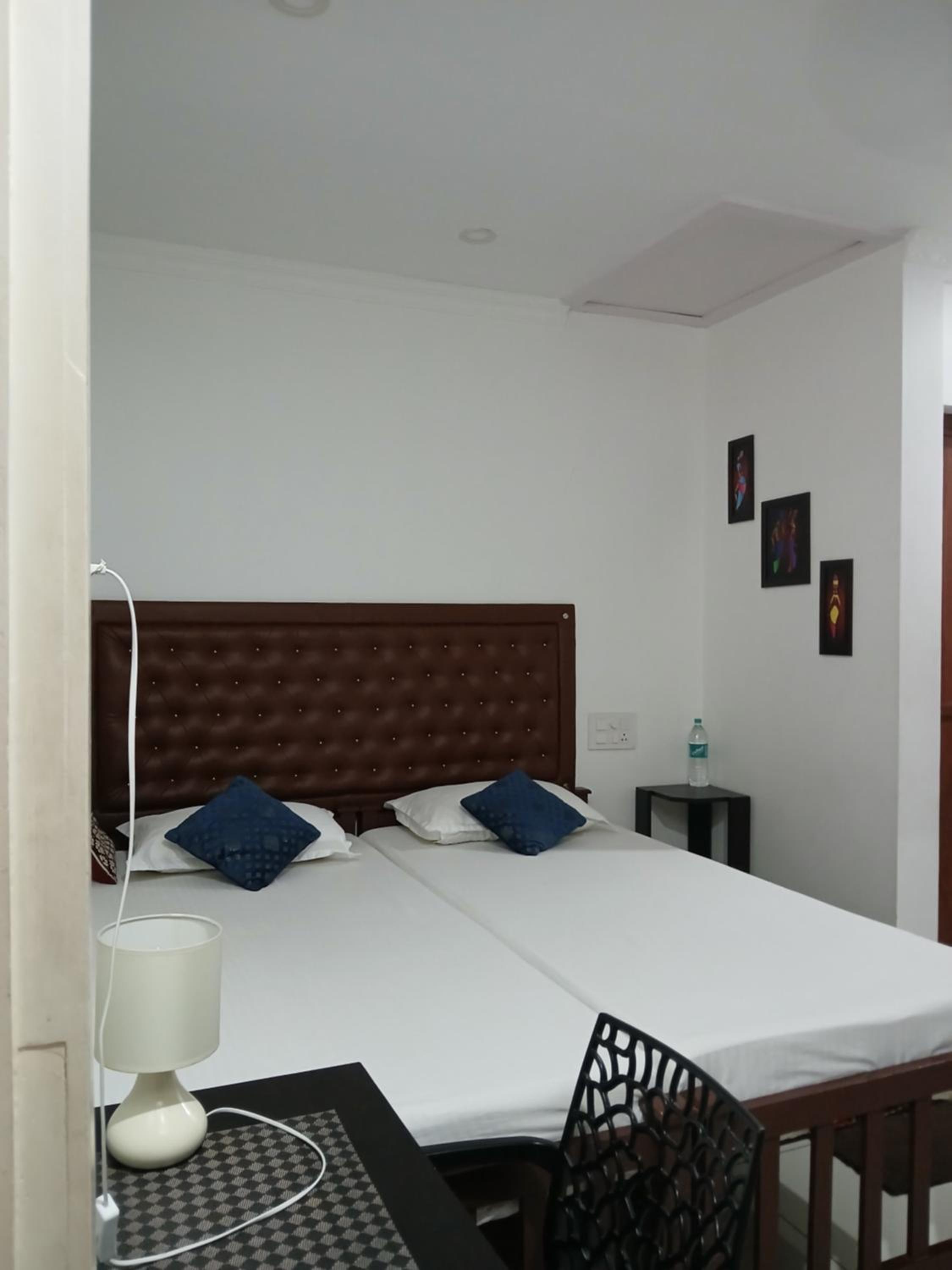 Double Room with Balcony - Photo 43