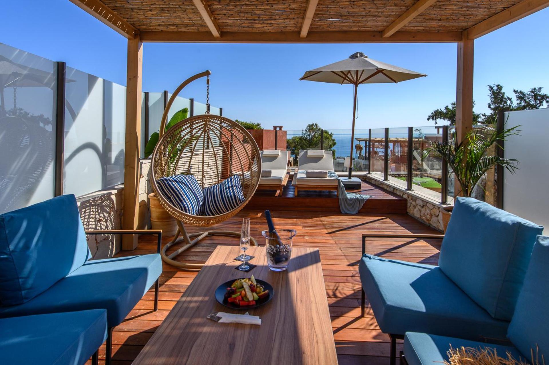 Luxury One Bedroom Suite Sea View Private Pool - Photo 20