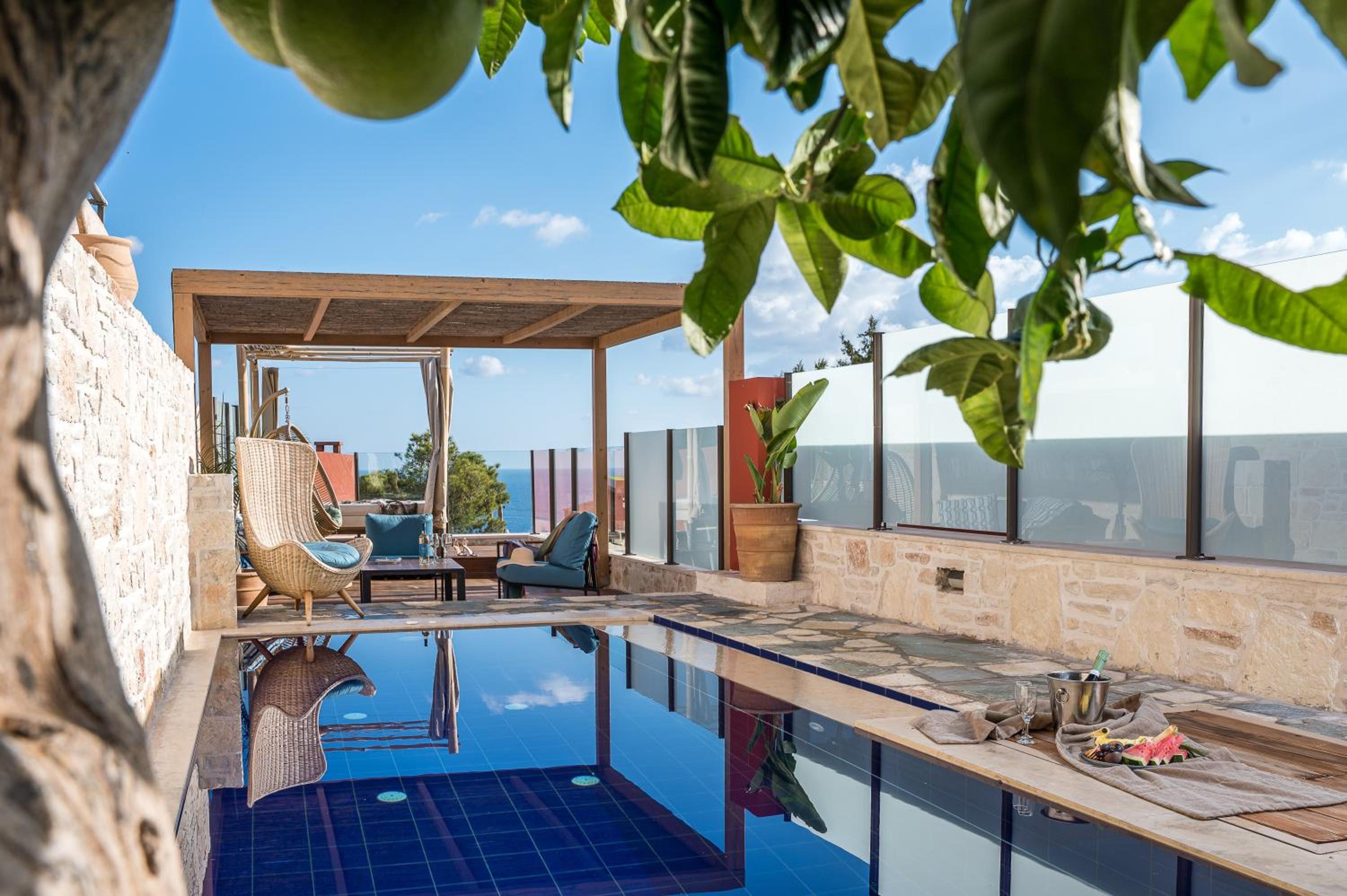 Luxury One Bedroom Suite Sea View Private Pool - Photo 13