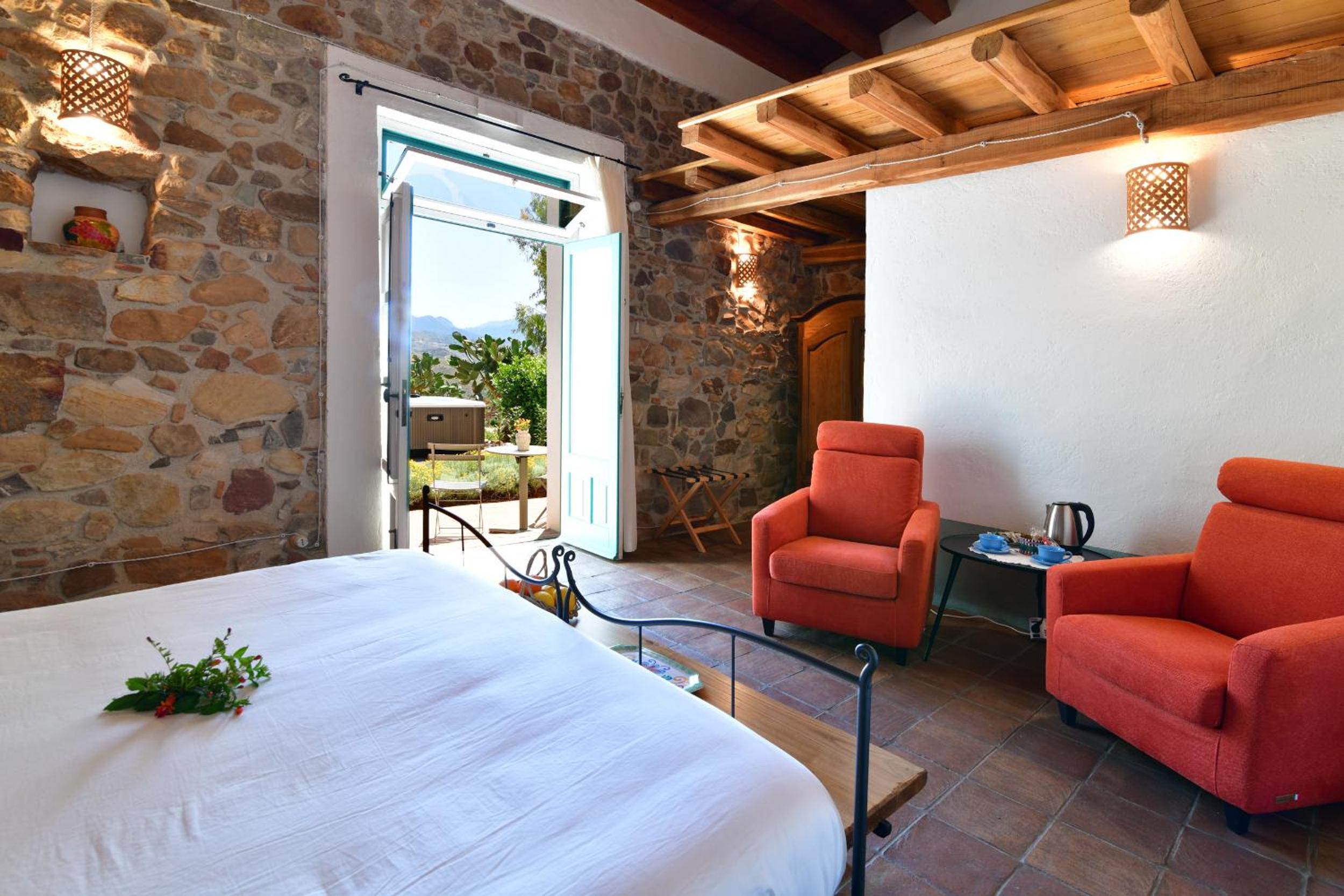 Junior Suite with Garden View photo 1