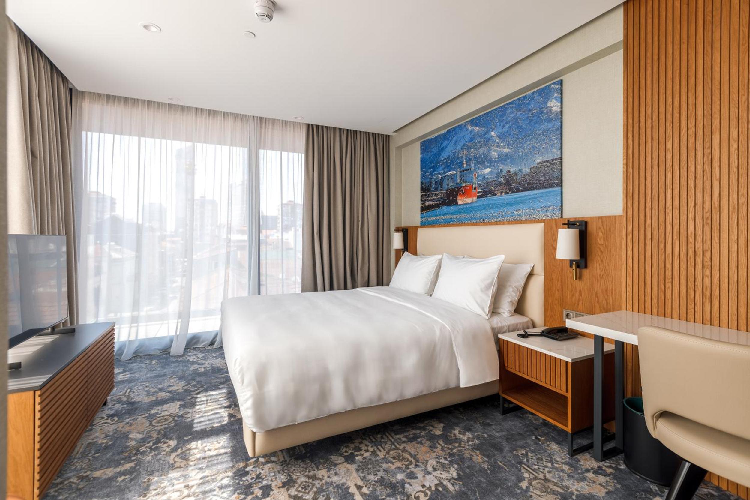 Suite with Balcony