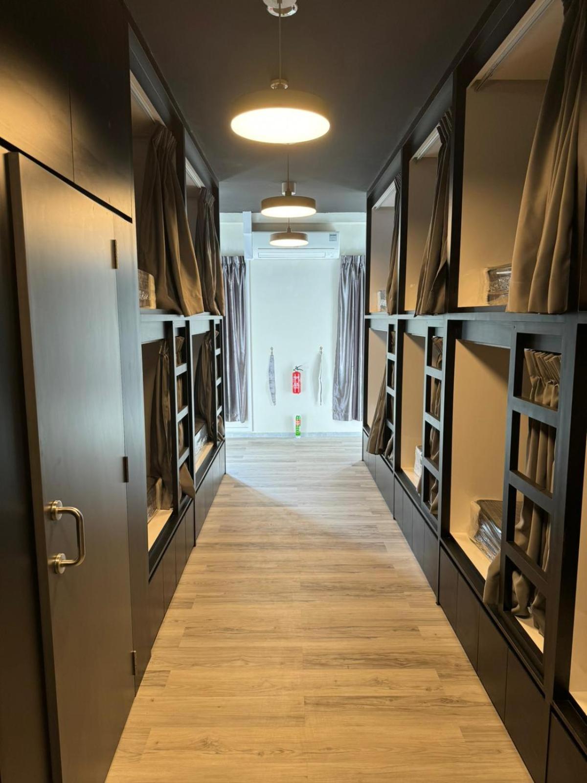 Bed in 10-Bed Mixed Dormitory Room photo 3