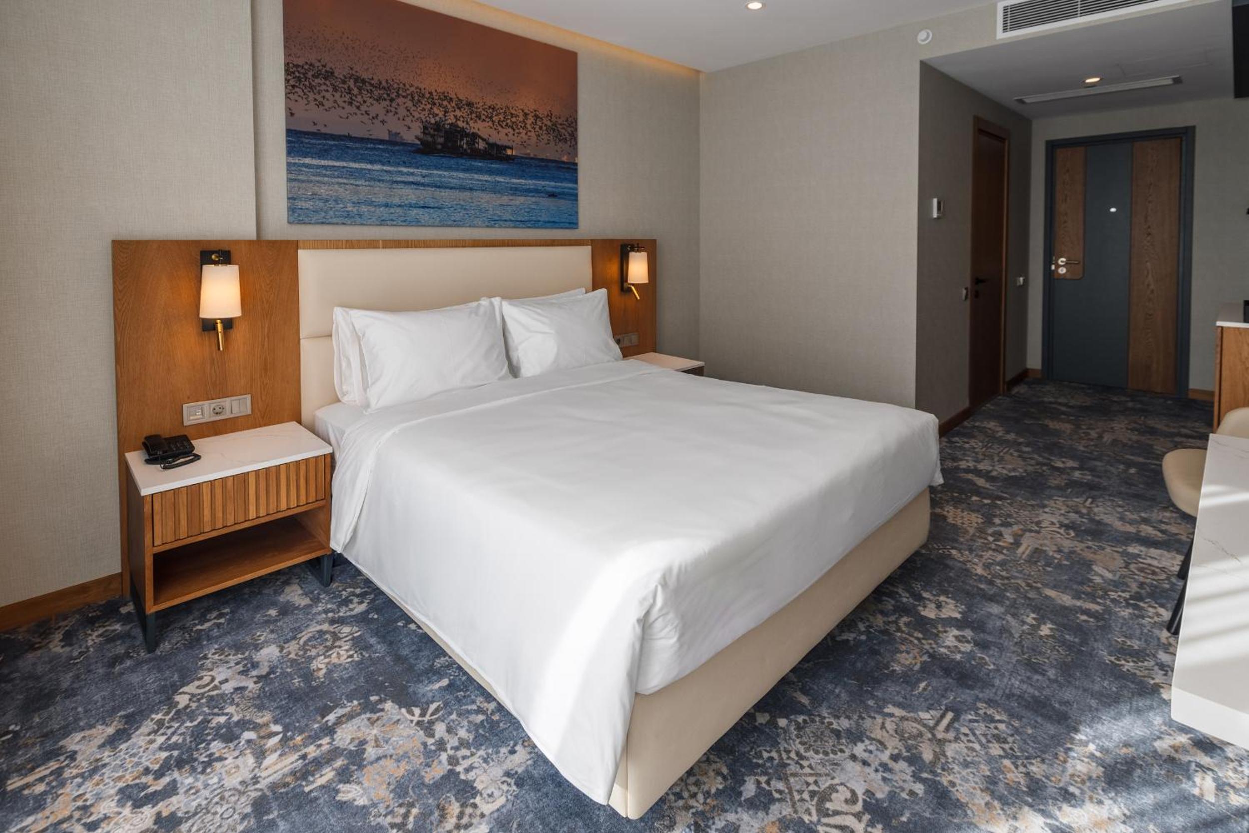 Standard King Room