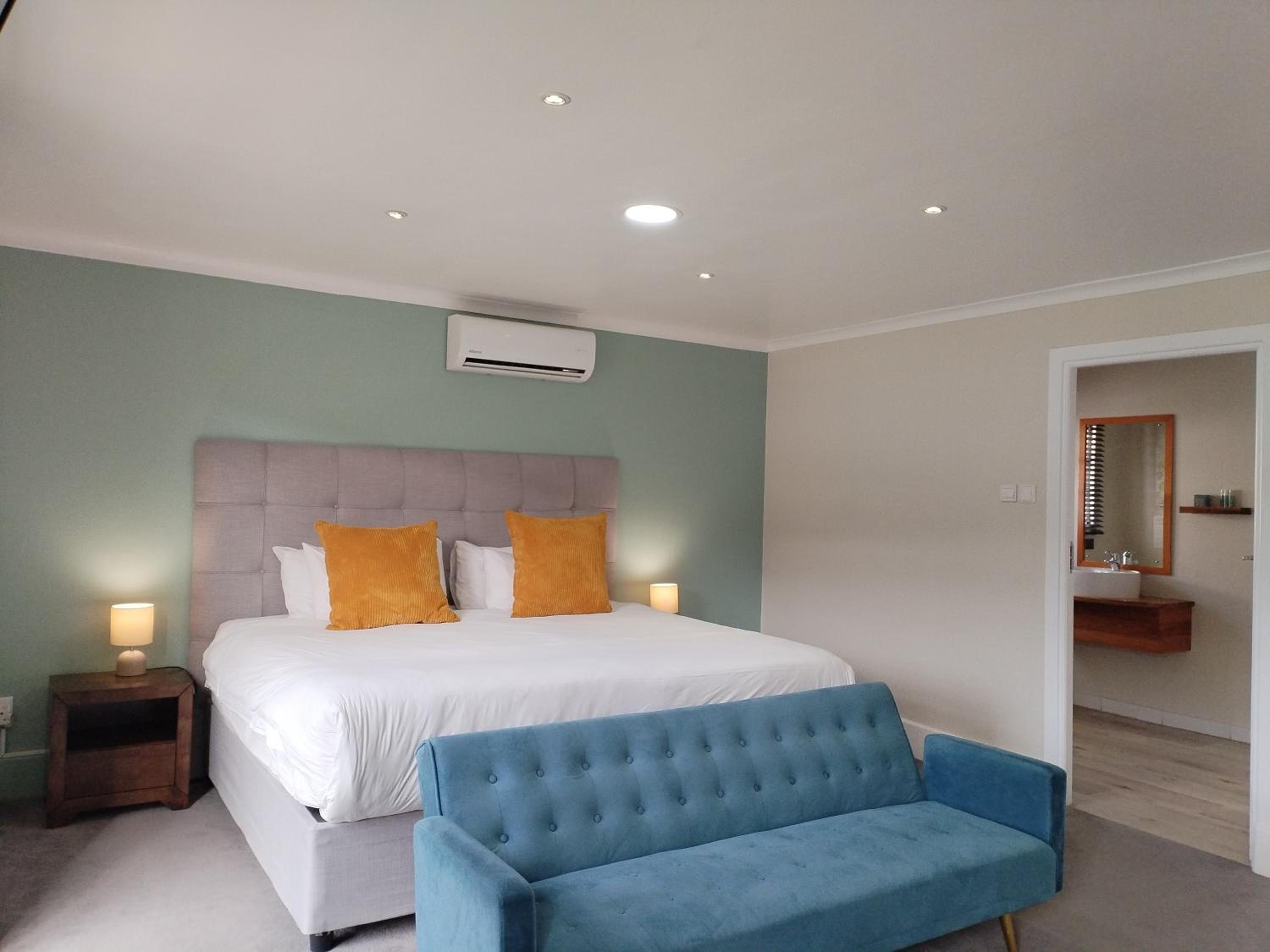 Standard Suite photo 2