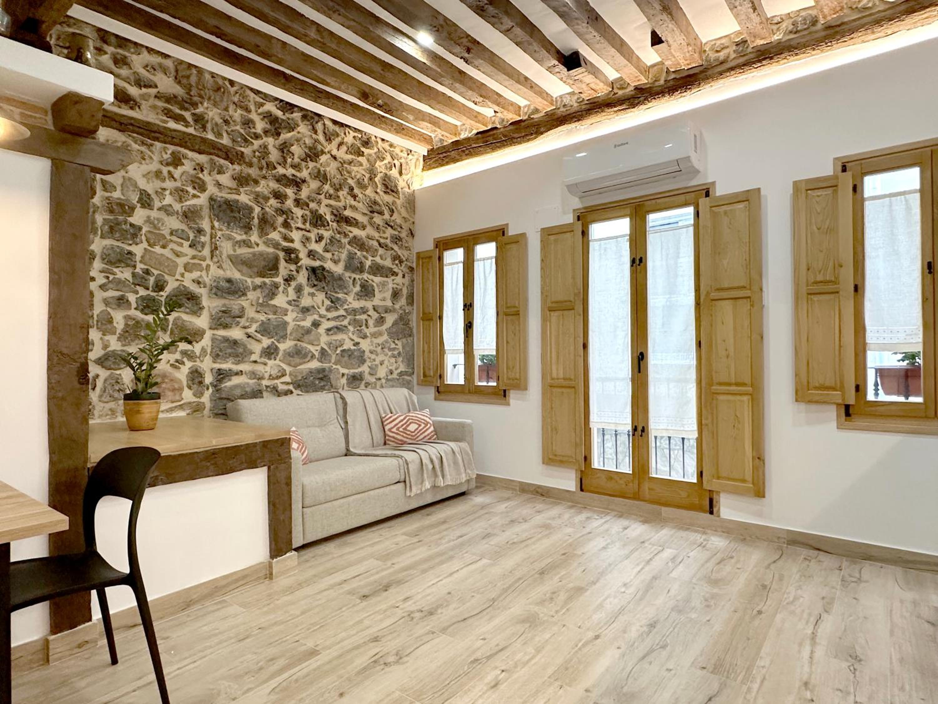 Apartamento con Balcón