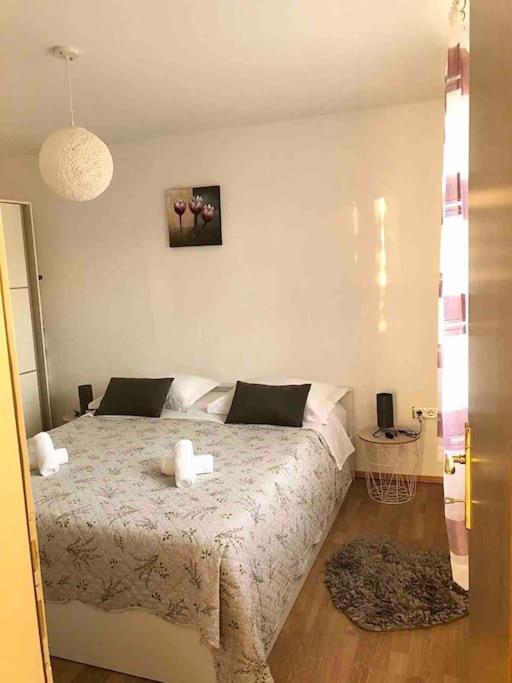 One-Bedroom Apartment With Terrace photo 2