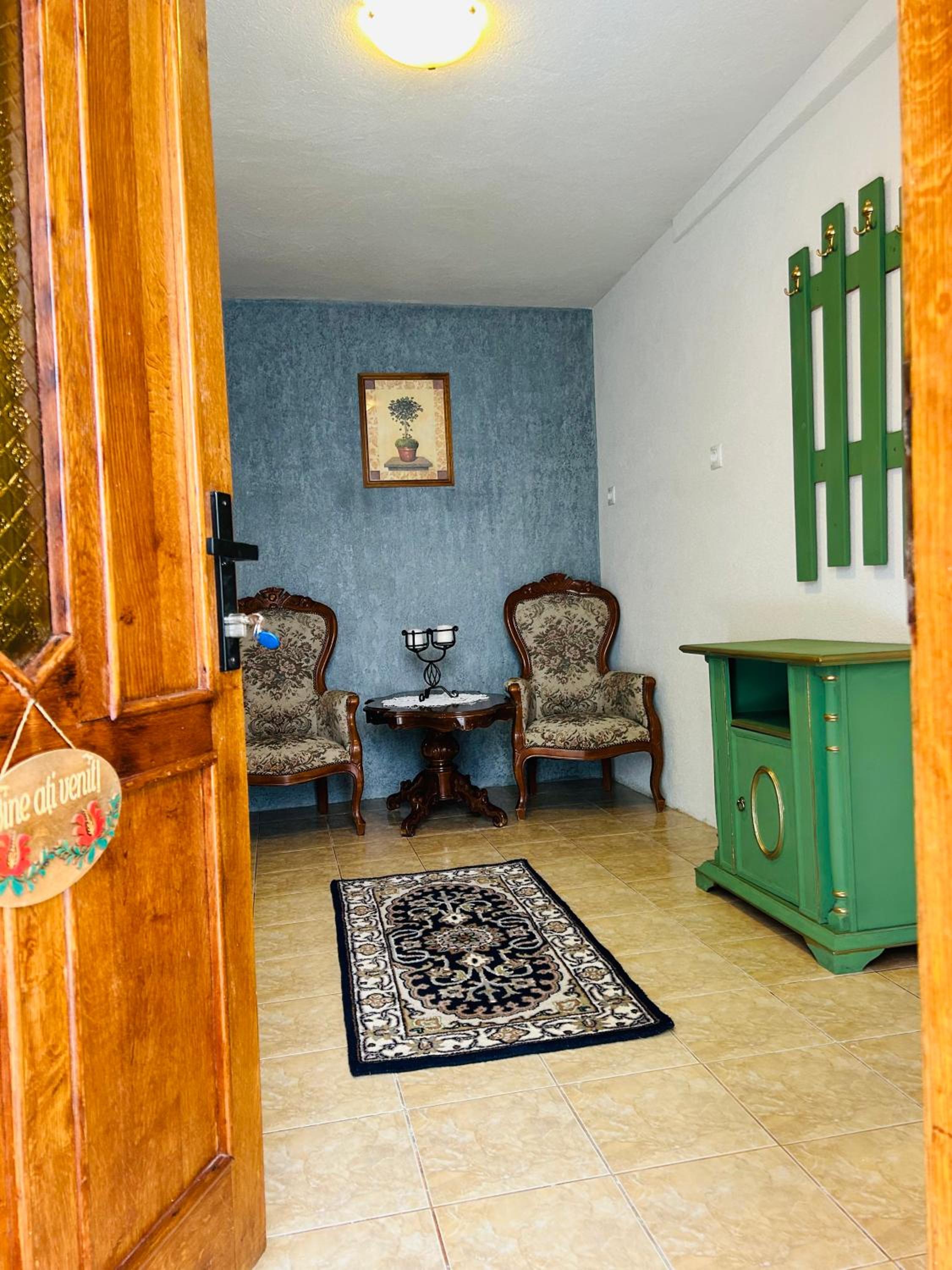 Budget Double Room photo 1