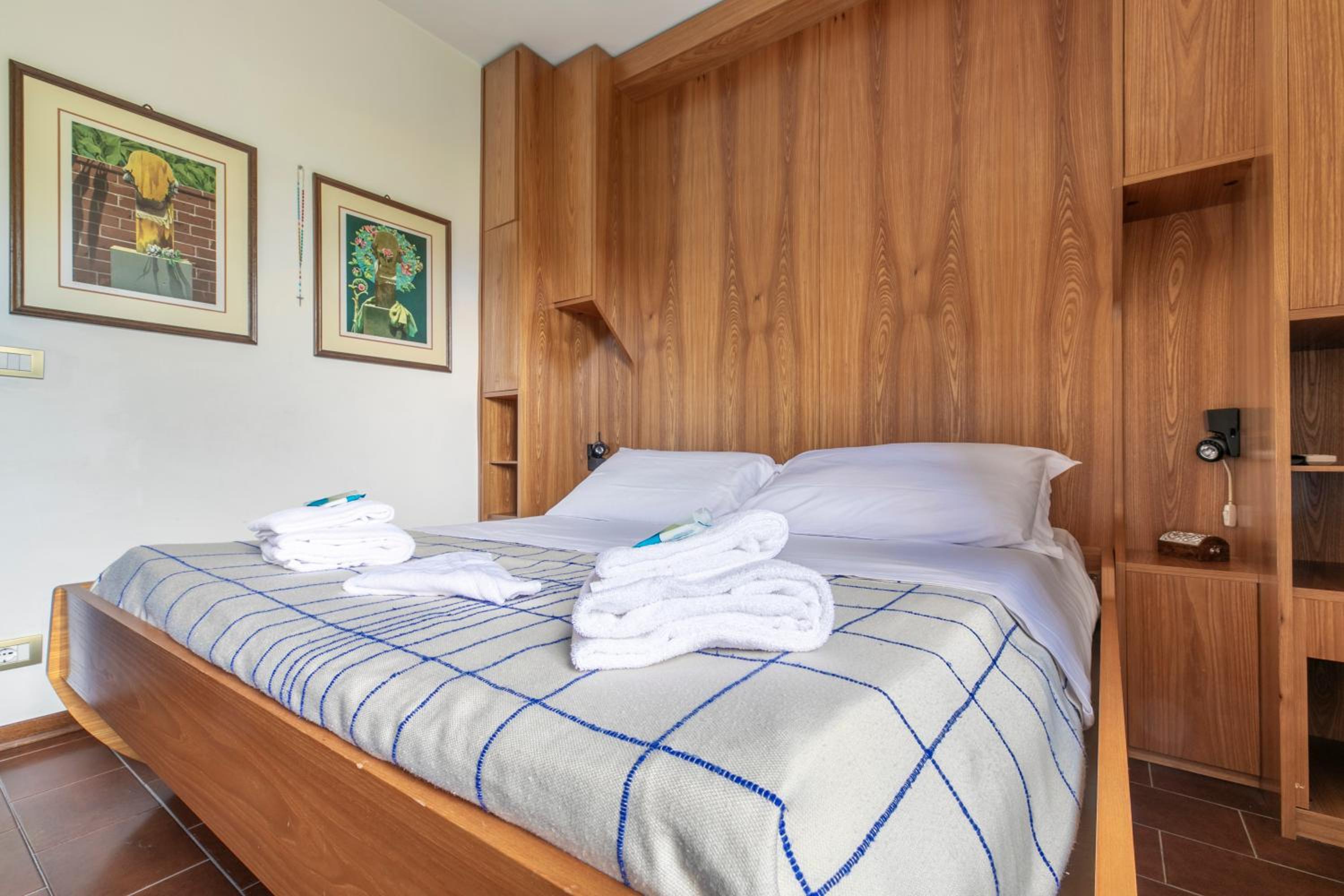 Two-Bedroom Apartment with Terrace