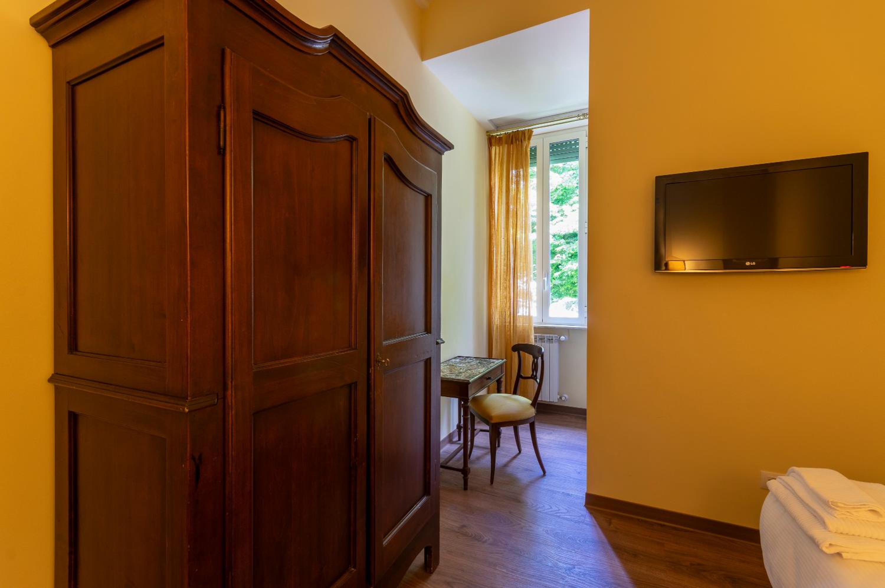 Standard Single Room photo 2