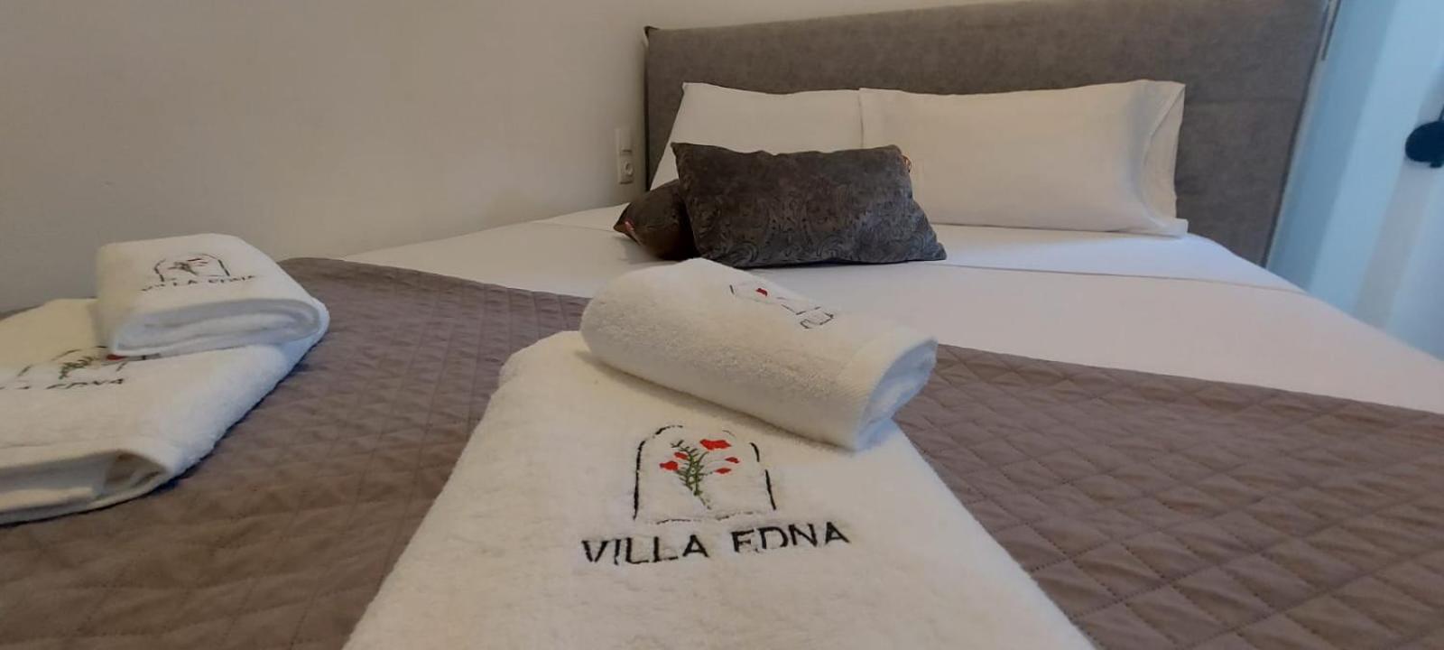 Vila de Três Quartos