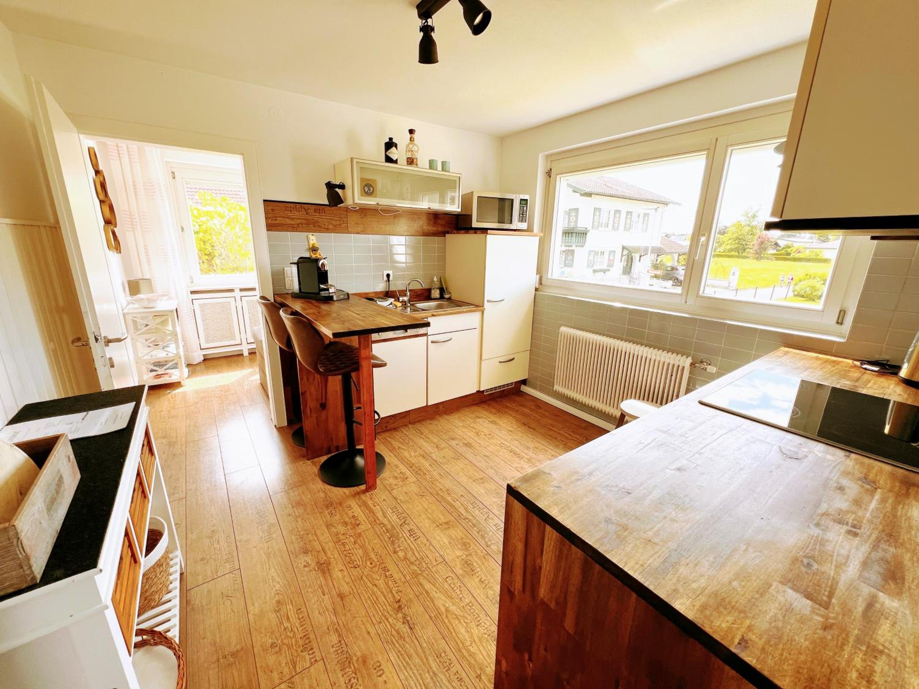Four-Bedroom House photo 3