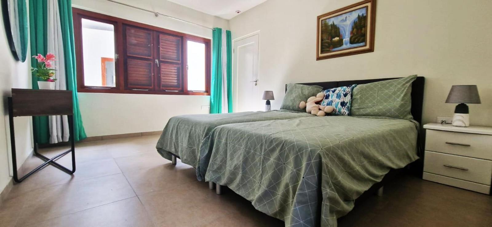 Two-Bedroom Apartment with Balcony and Sea View photo 2