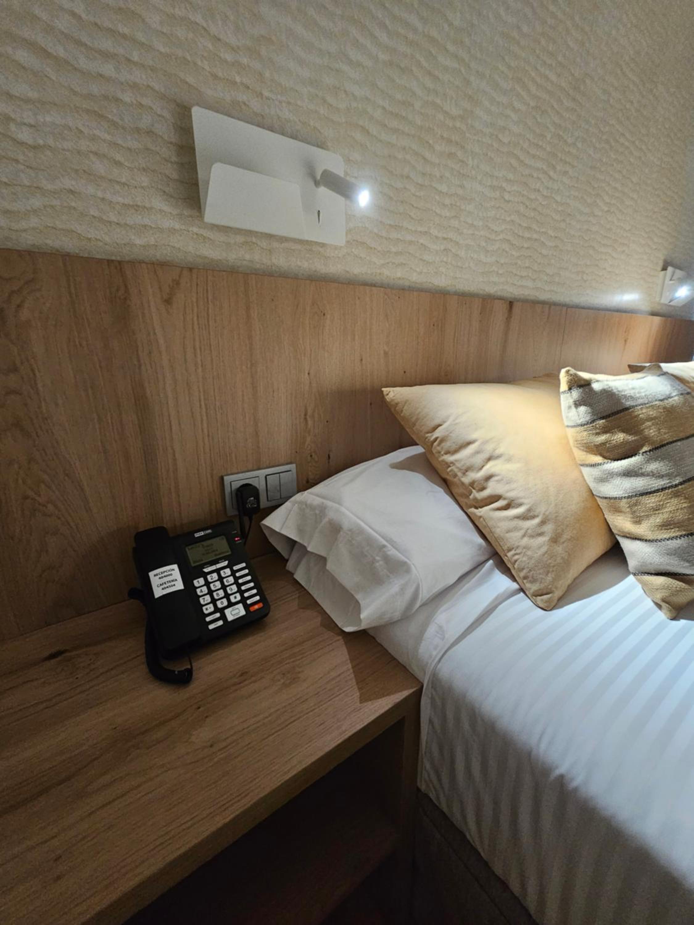 Premium Double Room - Photo 5
