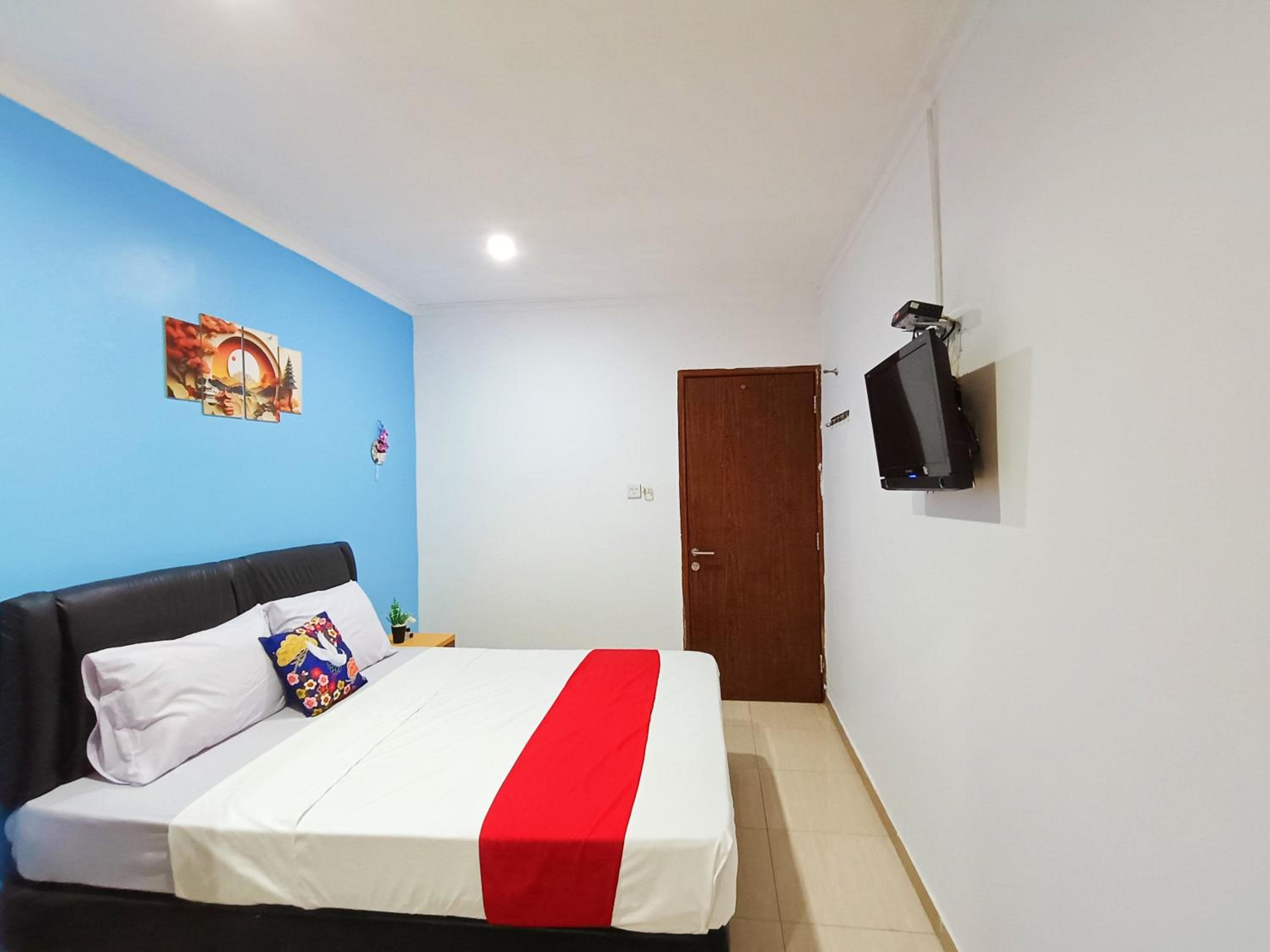 Double Room - Photo 9