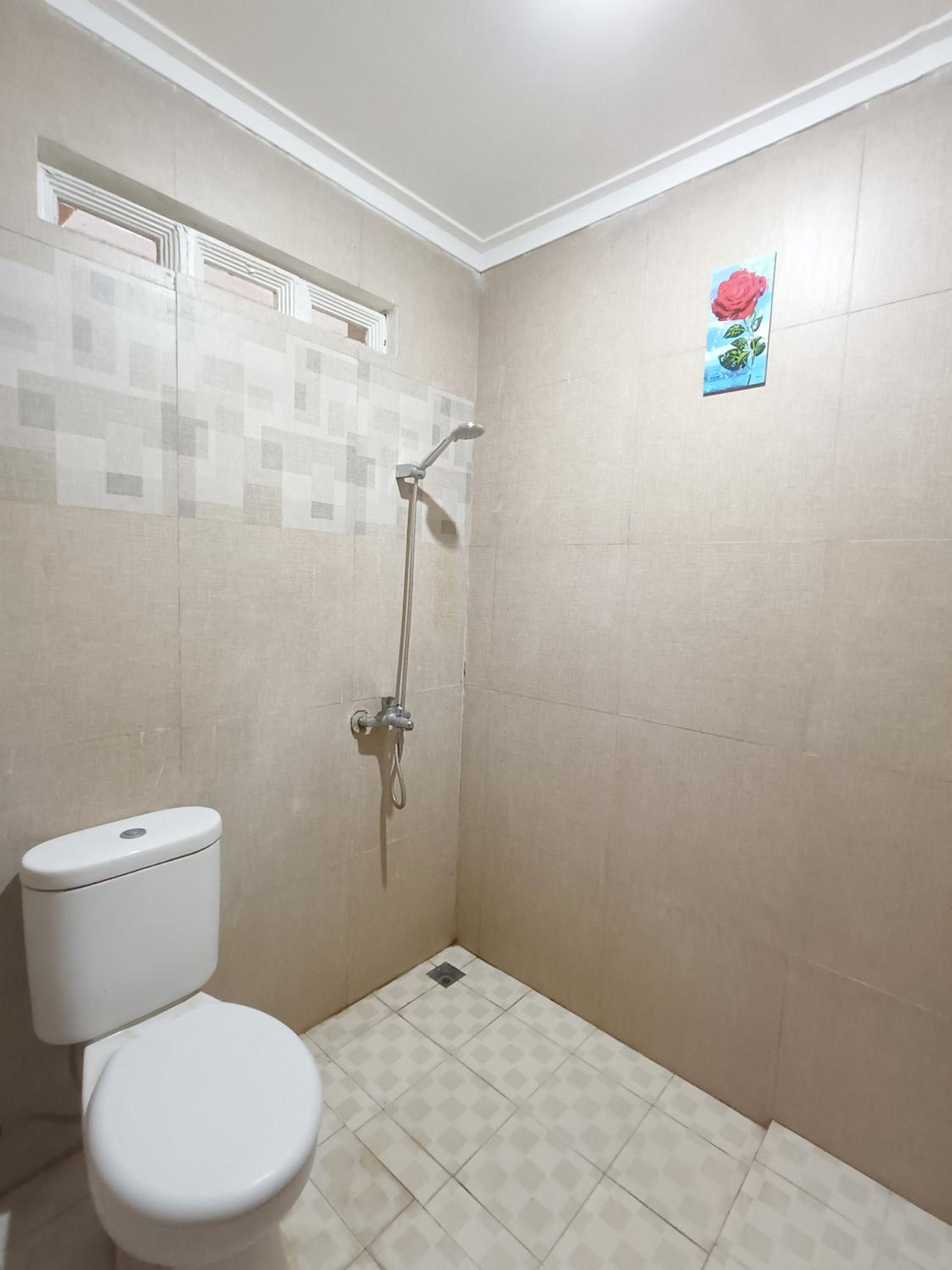 Double Room - Photo 5