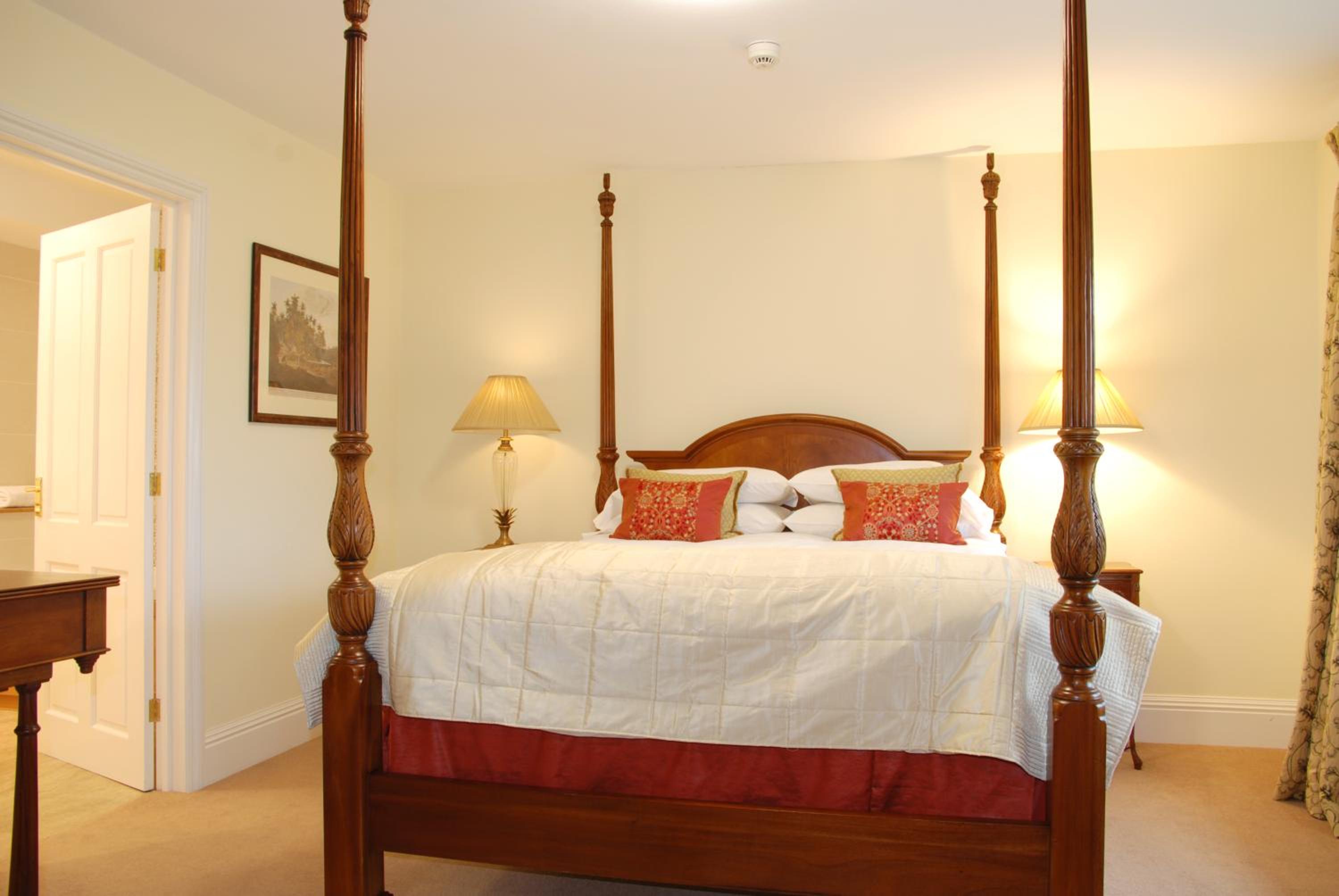 Lodge Suite - Photo 1