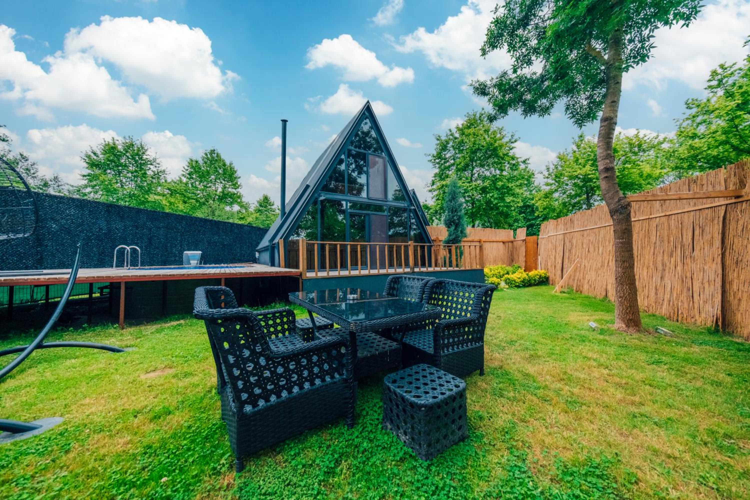 Bungalow photo 3