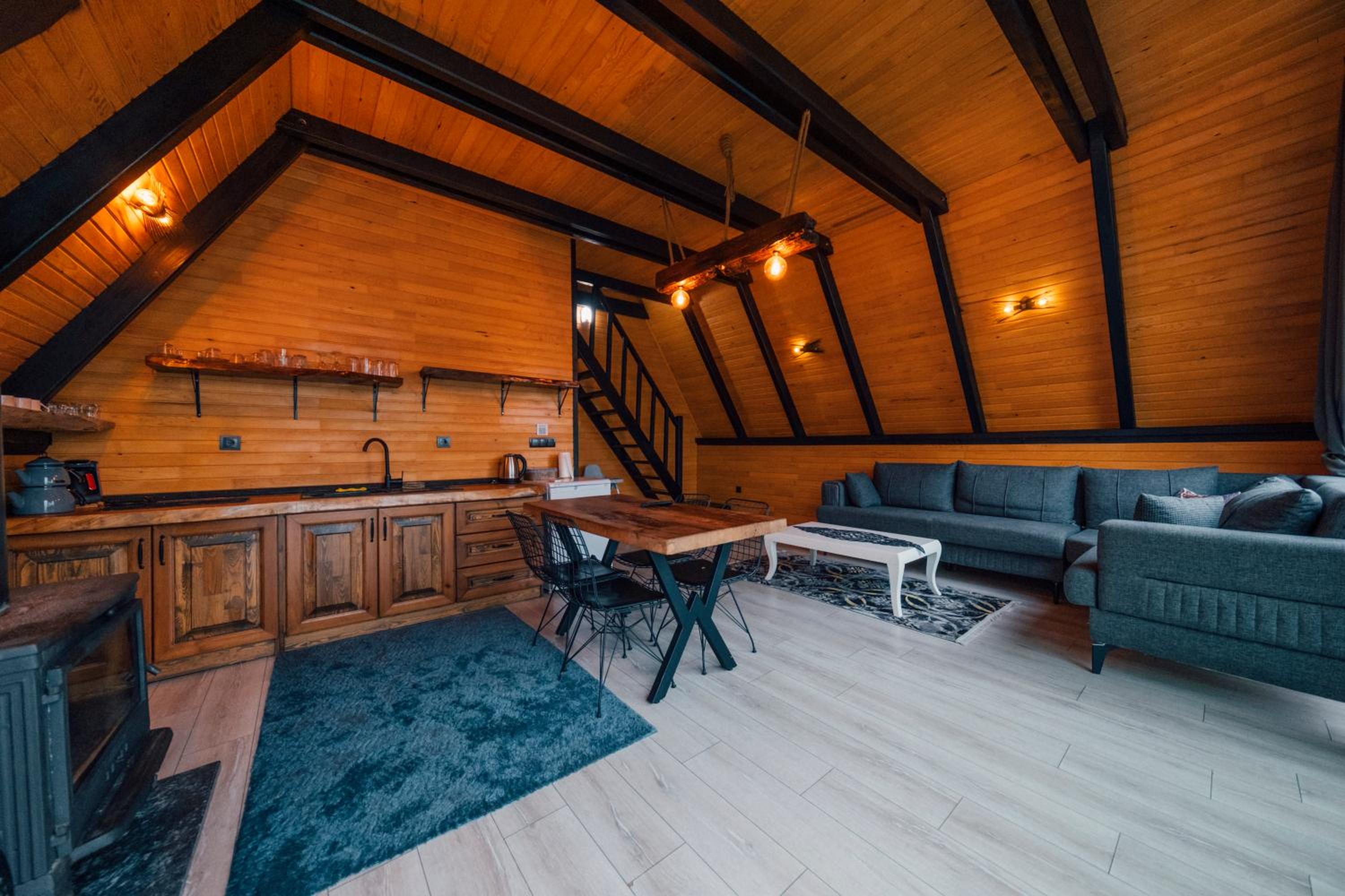 One-Bedroom Bungalow photo 1