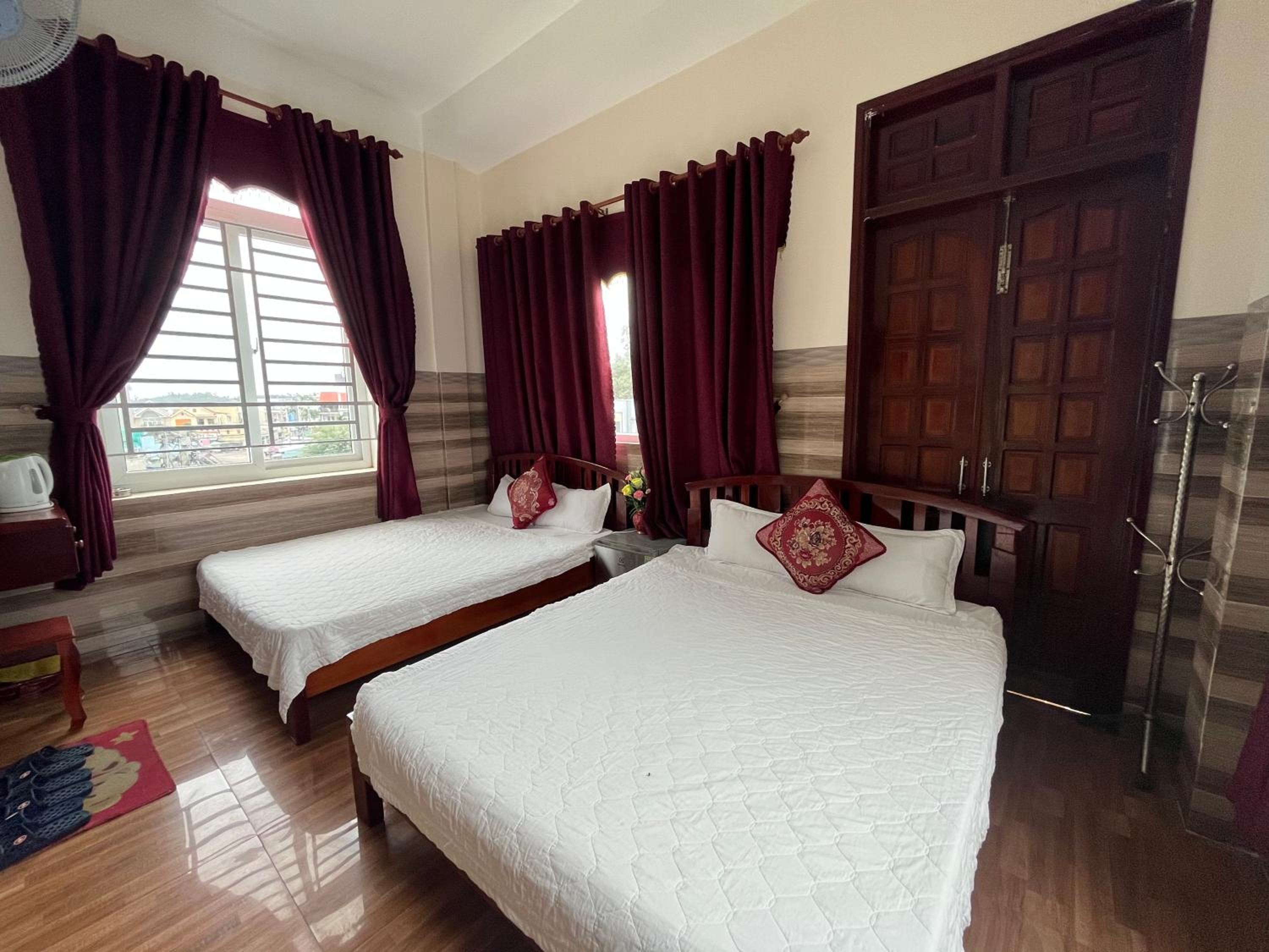 Quadruple Room with Sea View photo 1