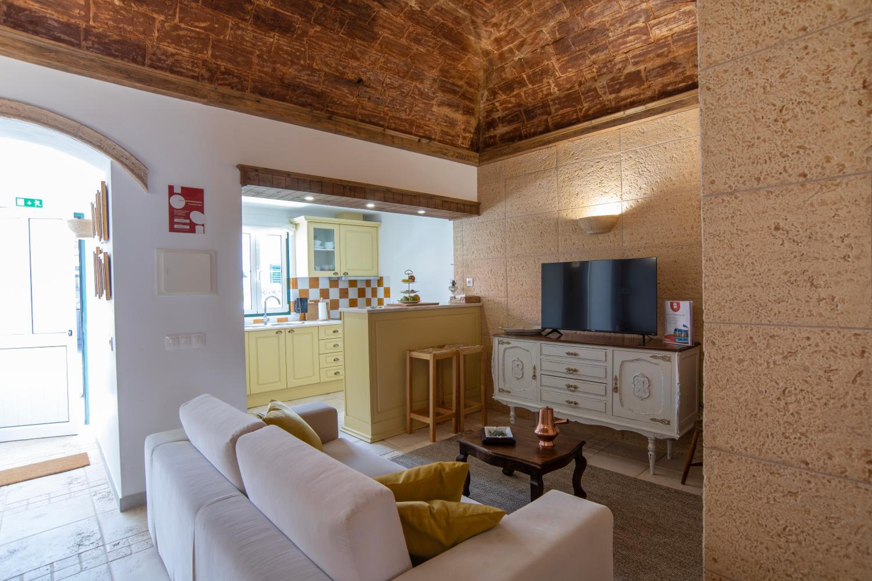 Three-Bedroom Villa photo 1