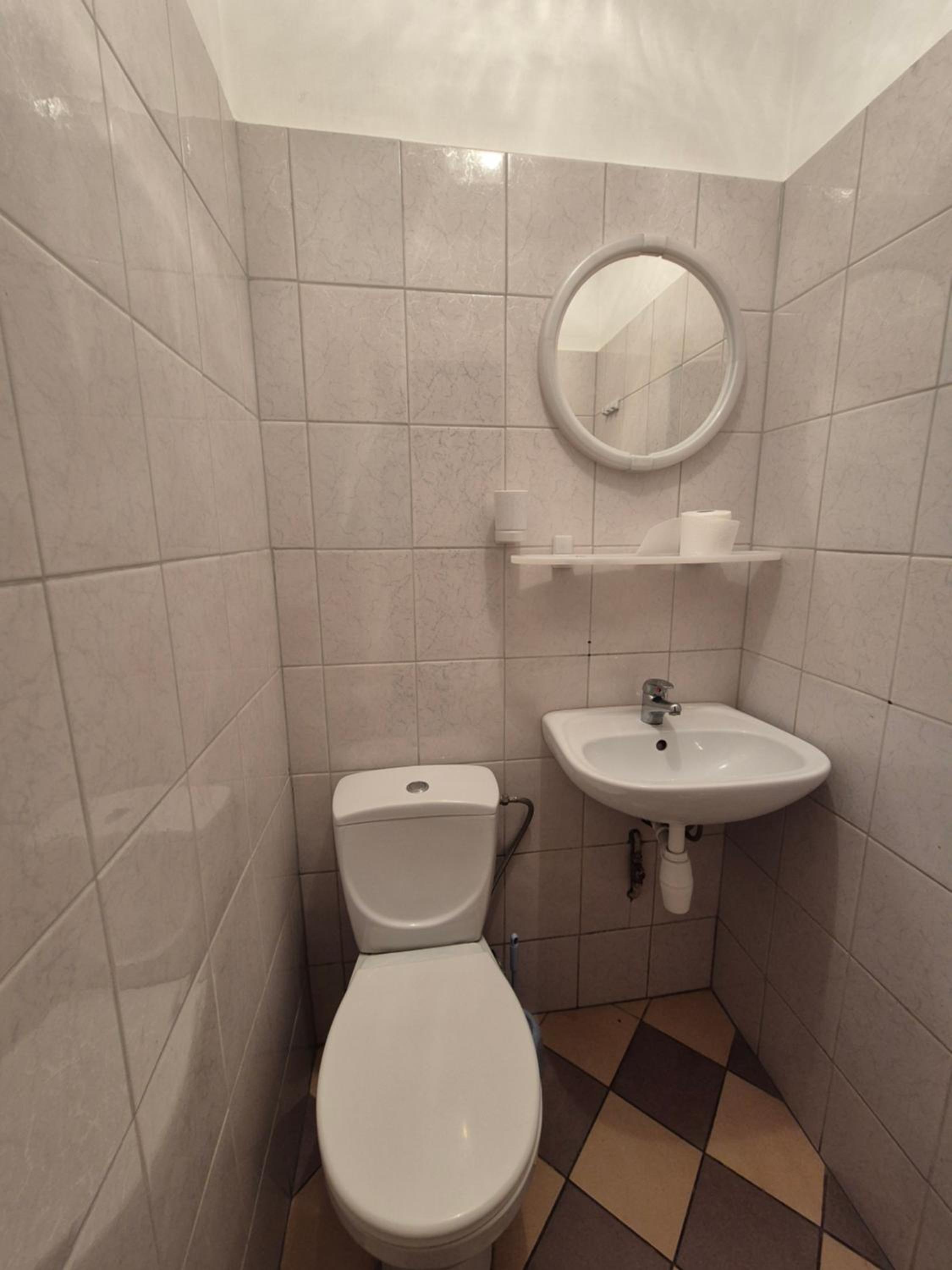 Economy Double Room - Photo 2