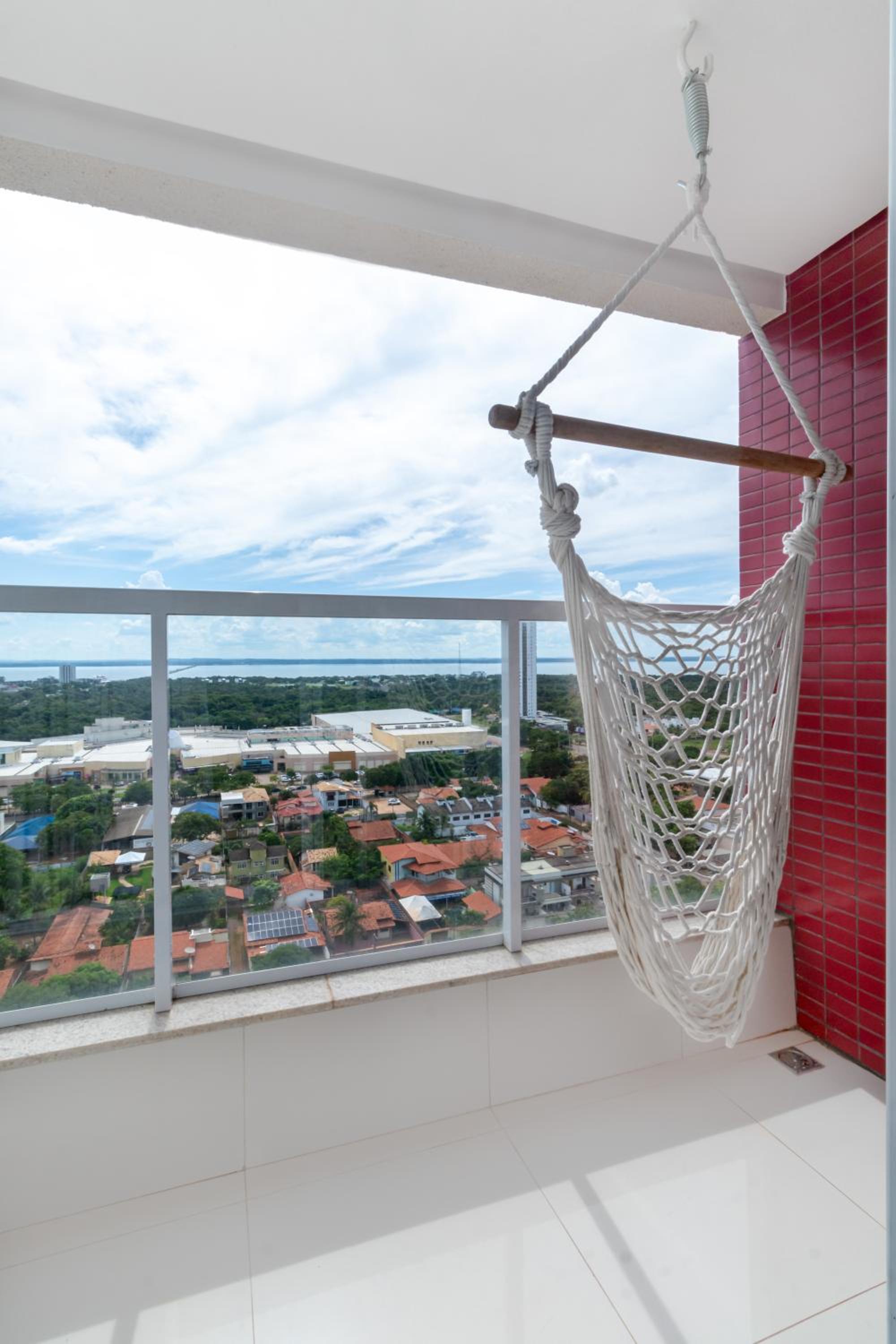 Apartment with Lake View - Photo 52
