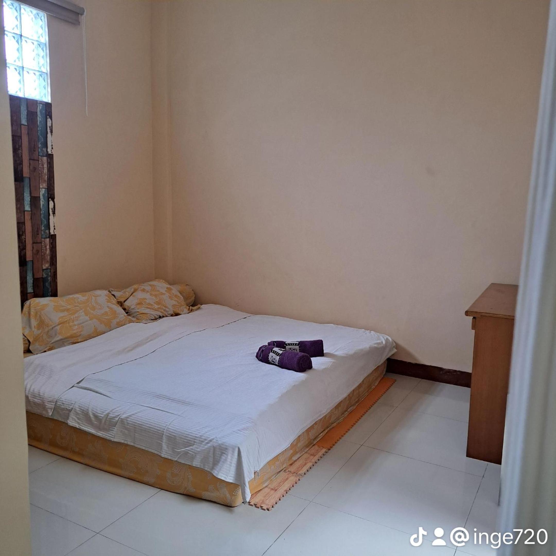 Deluxe Double Room (2 Adults + 1 Child) - Photo 8