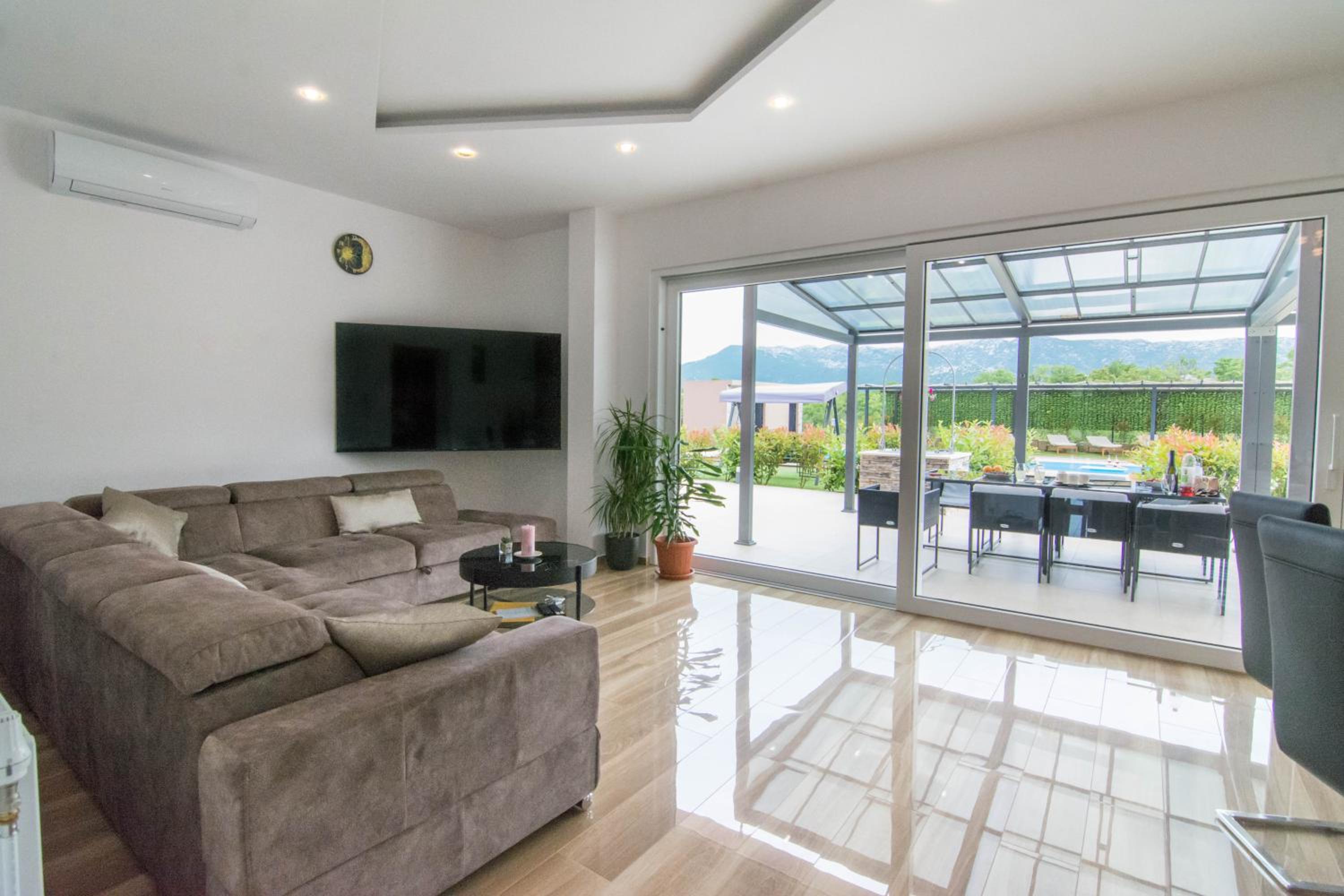 Deluxe Villa