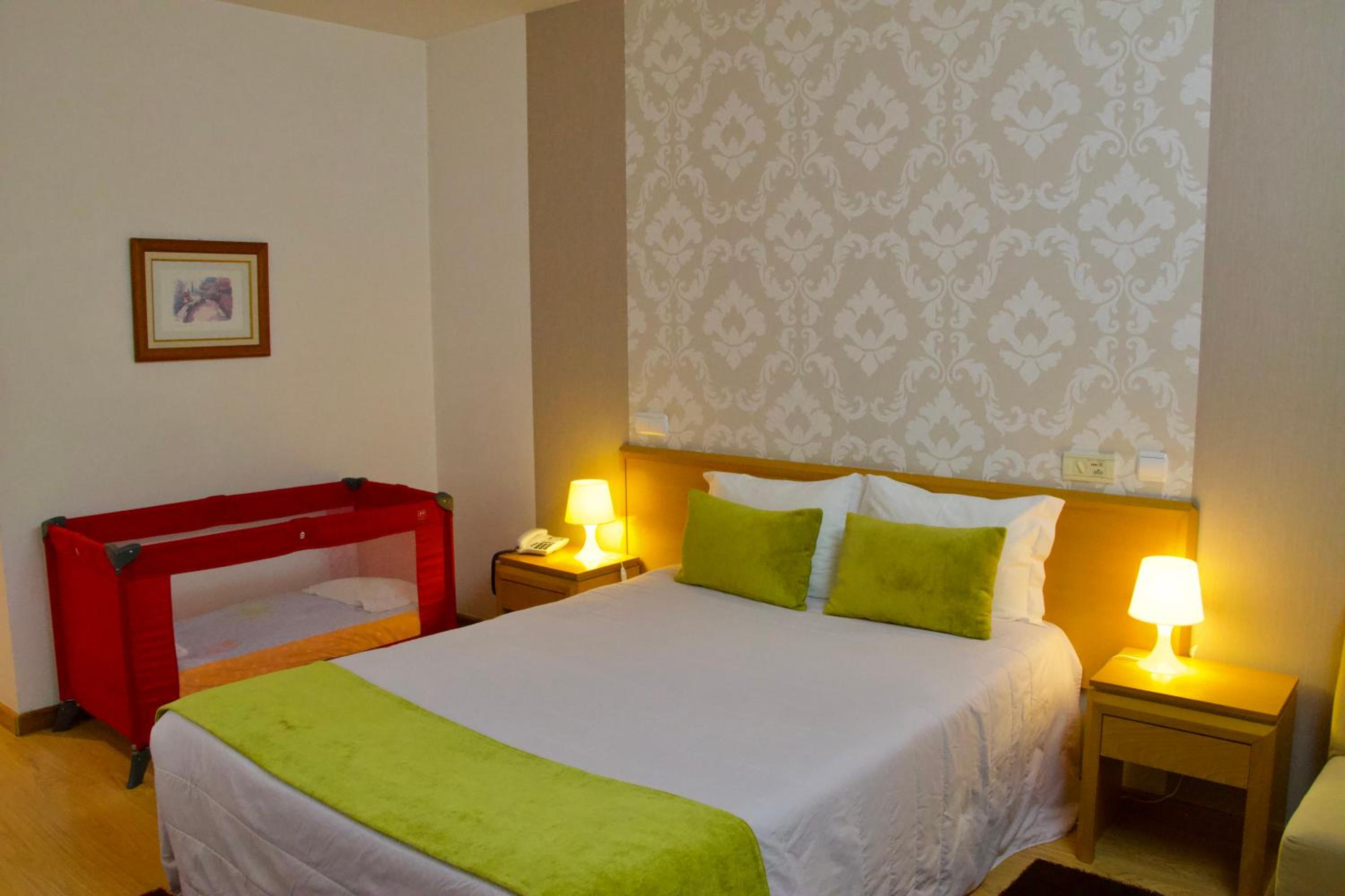 Double Room - Photo 6