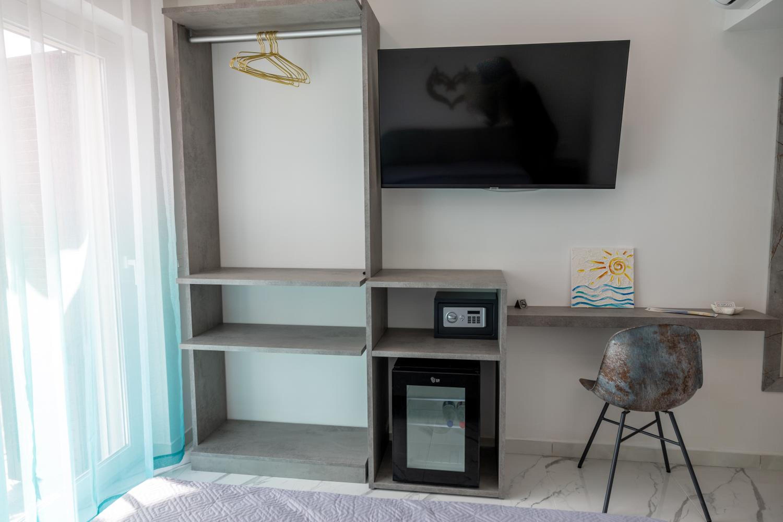 Double Room with Balcony and Sea View