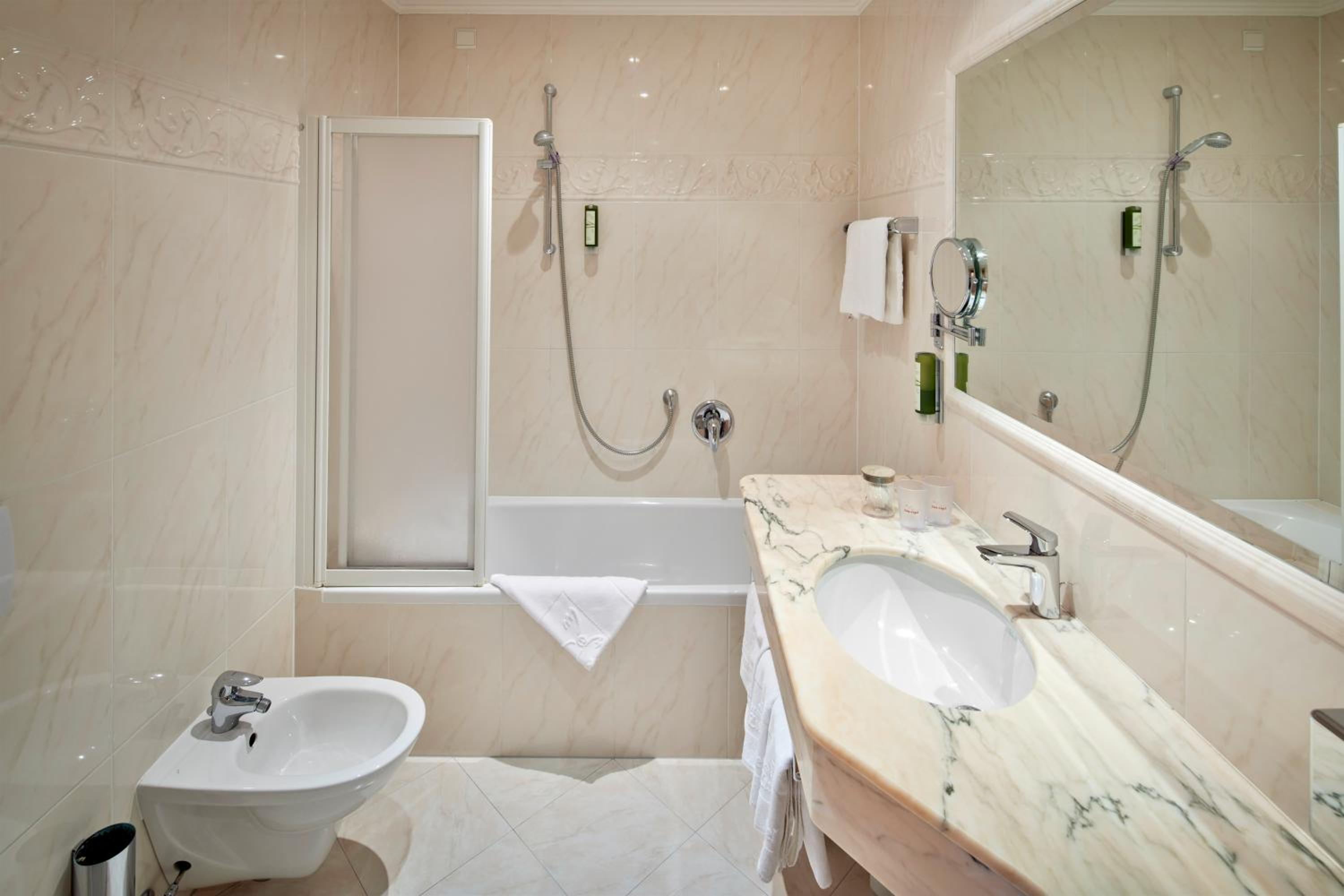 Junior Suite - Photo 4