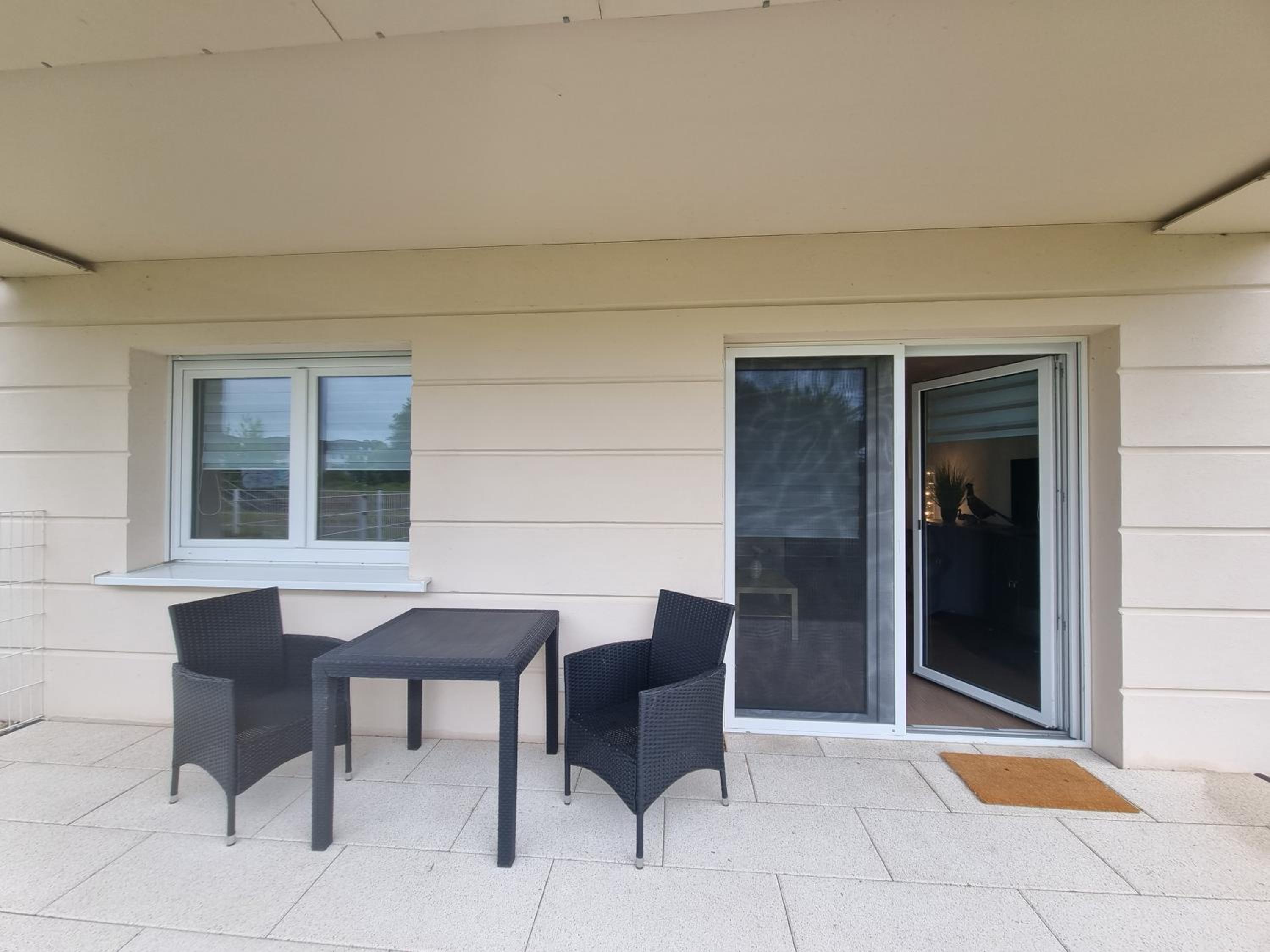 Apartment with Terrace photo 2