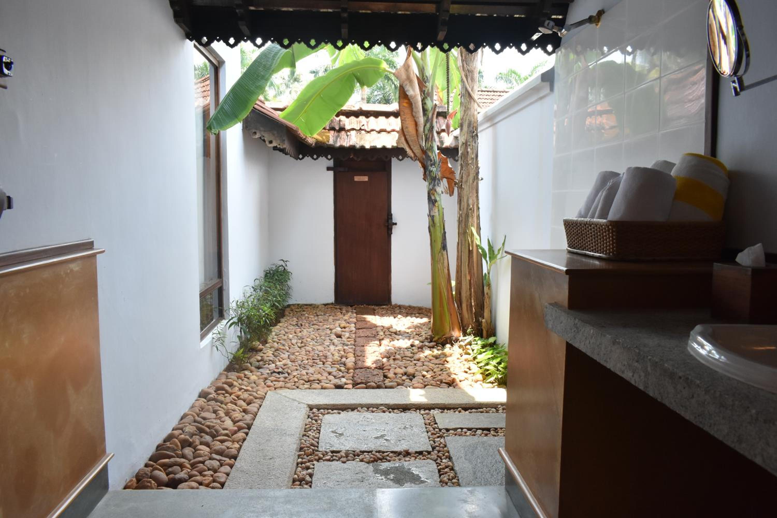 Meandering Pool Villa with Hi -Tea ,One-hour sunset cruise,Complimentary in-house Wellness doctor consultation, Evening Cultural program, Complimentary Fishing,Cycling,and Clay pottery experience