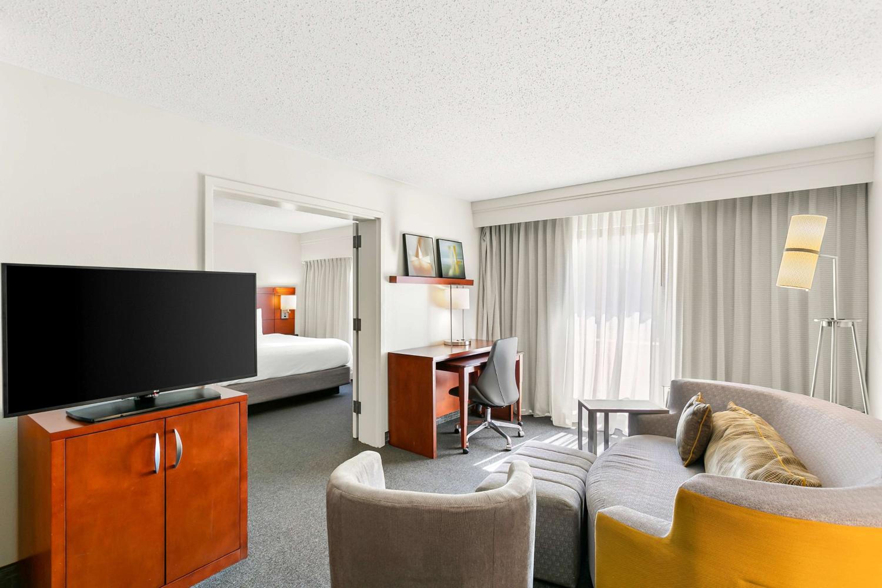 One-Bedroom King Suite - Photo 1