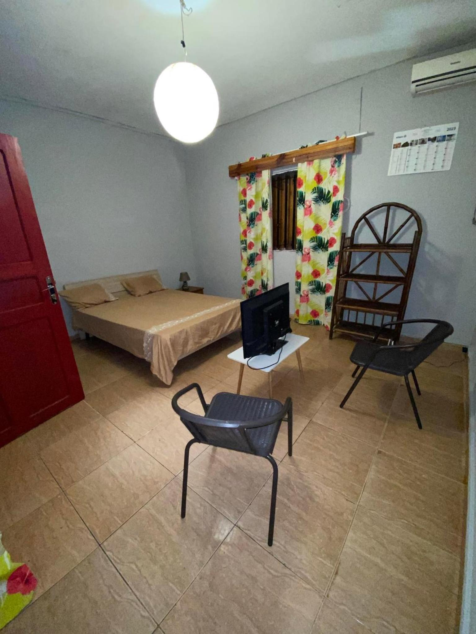 Family Room with Bathroom photo 2