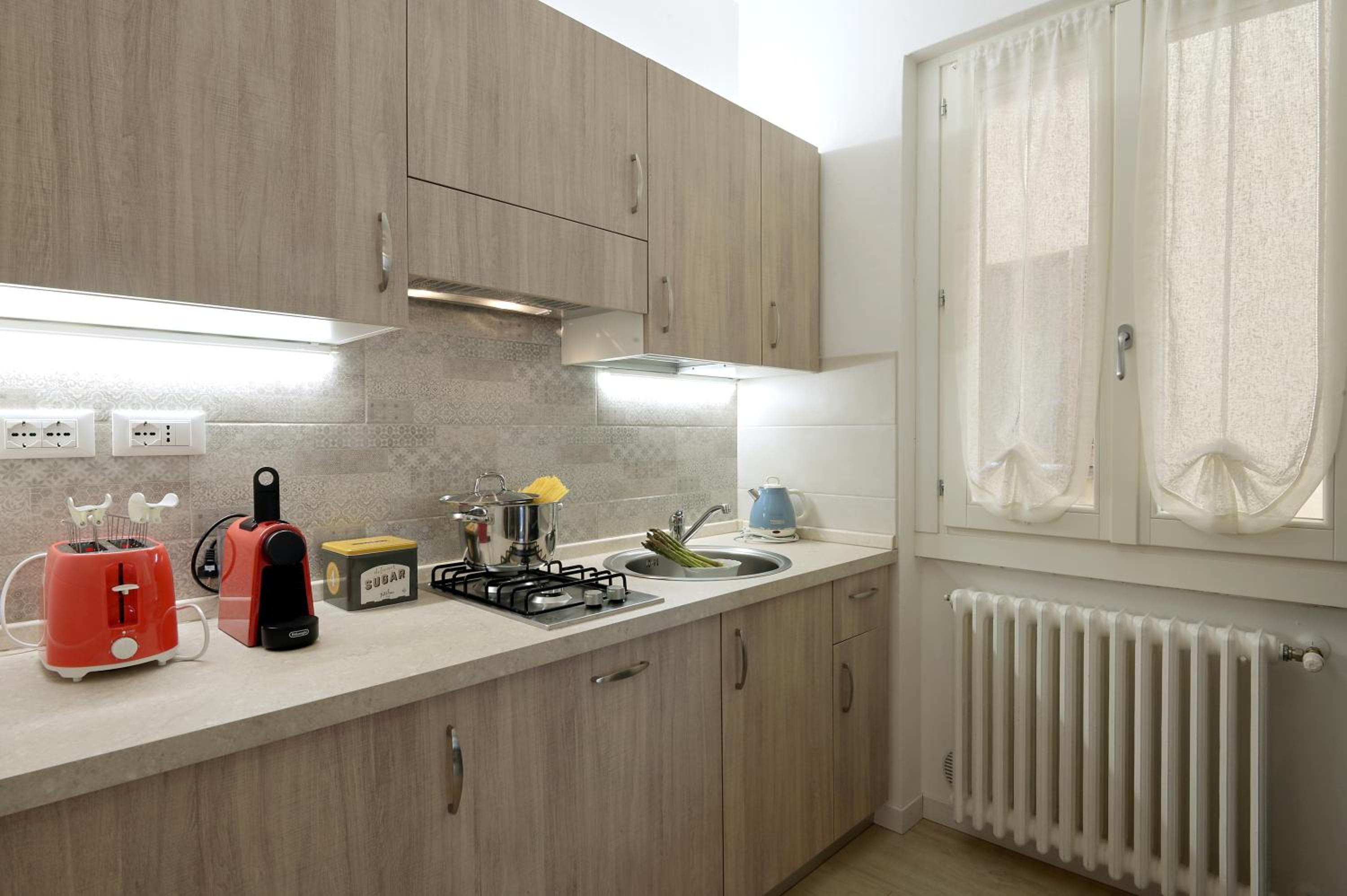 Deluxe Apartment photo 2