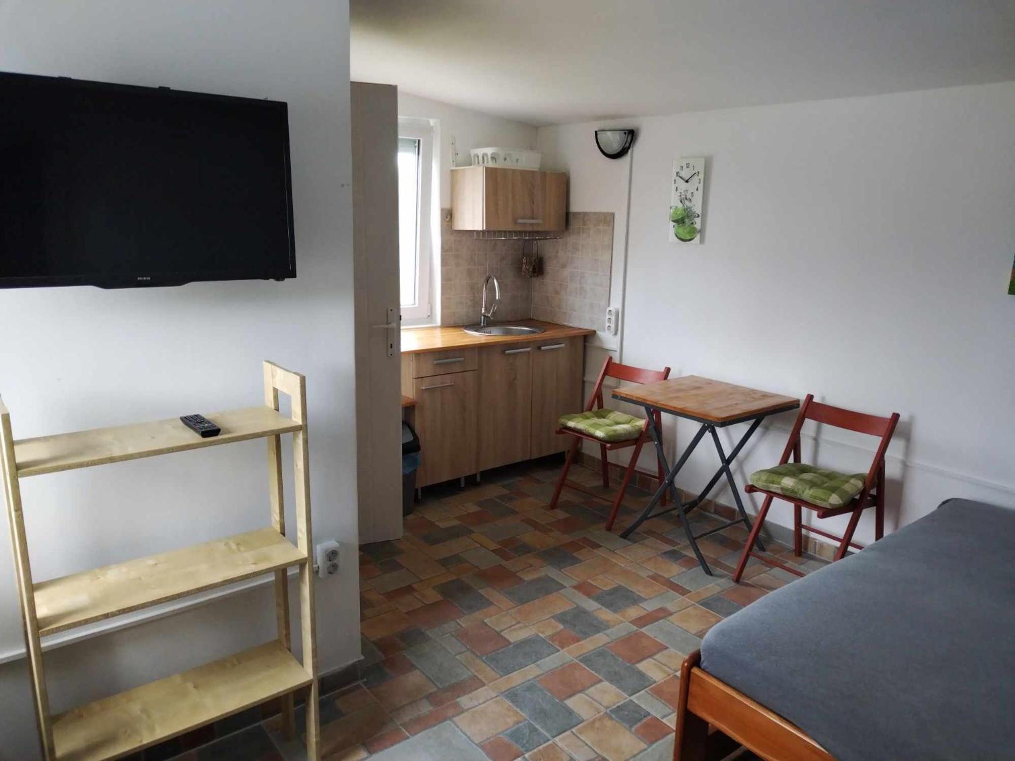 One-Bedroom Apartment with Garden View photo 2