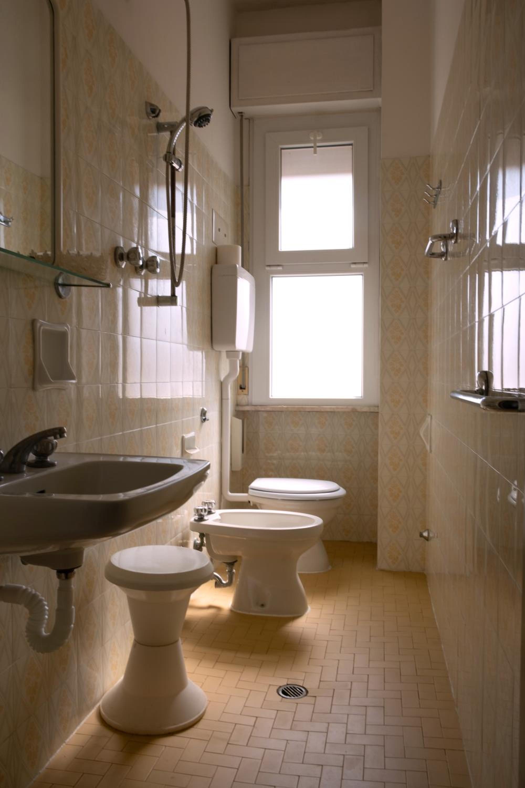 Economy Triple Room