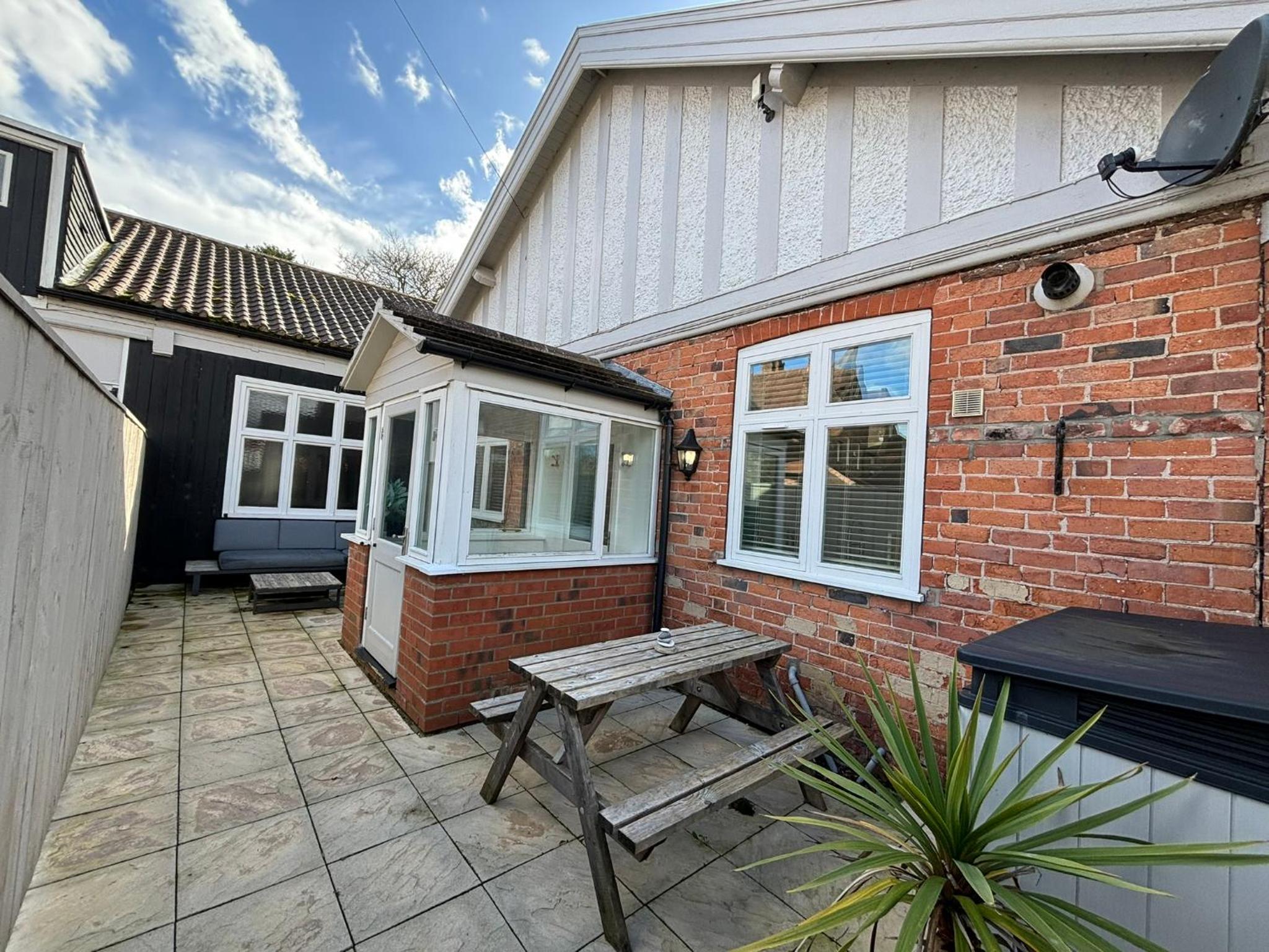 Three-Bedroom House photo 2