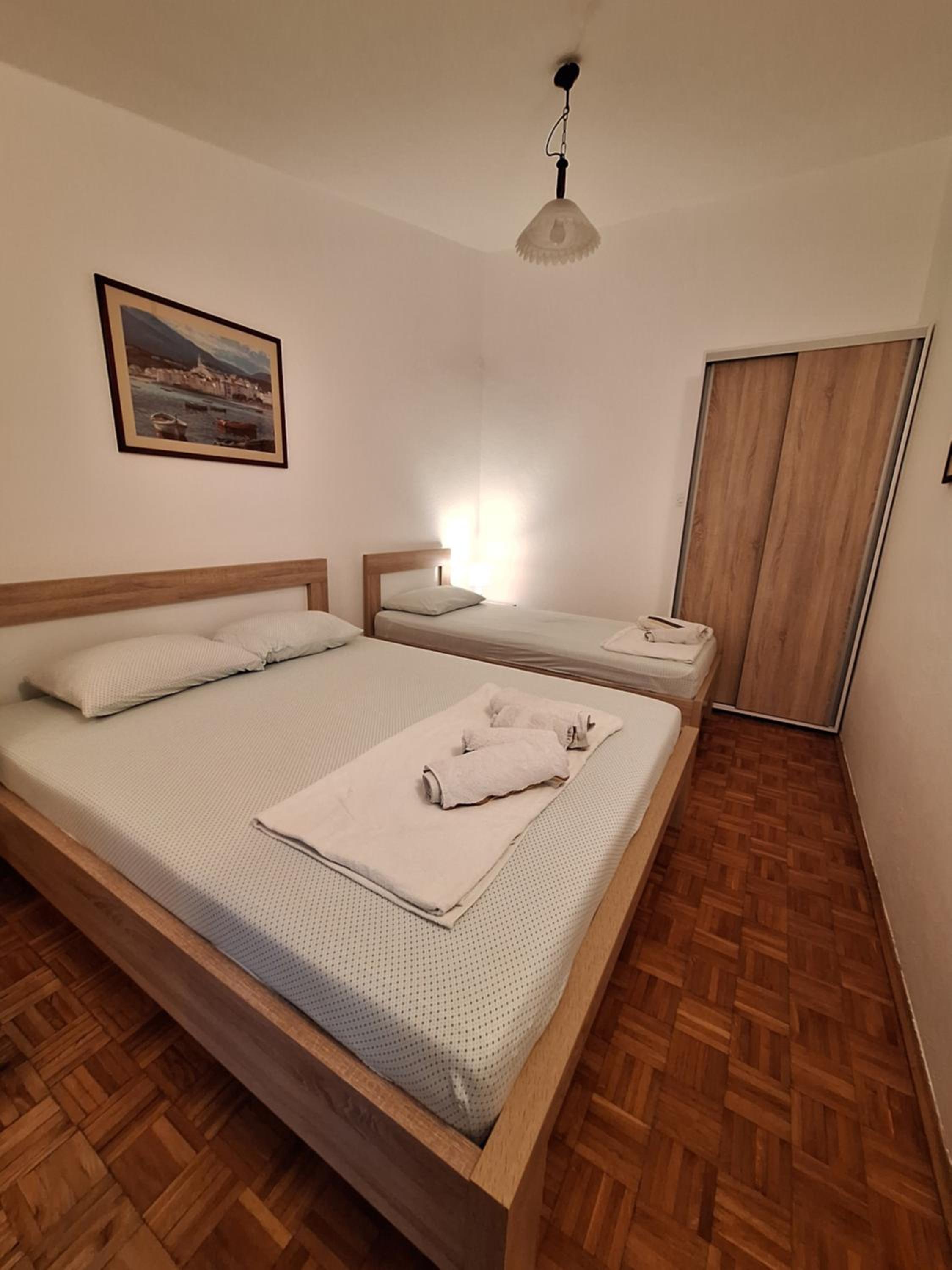 Studio (3 Adults)
