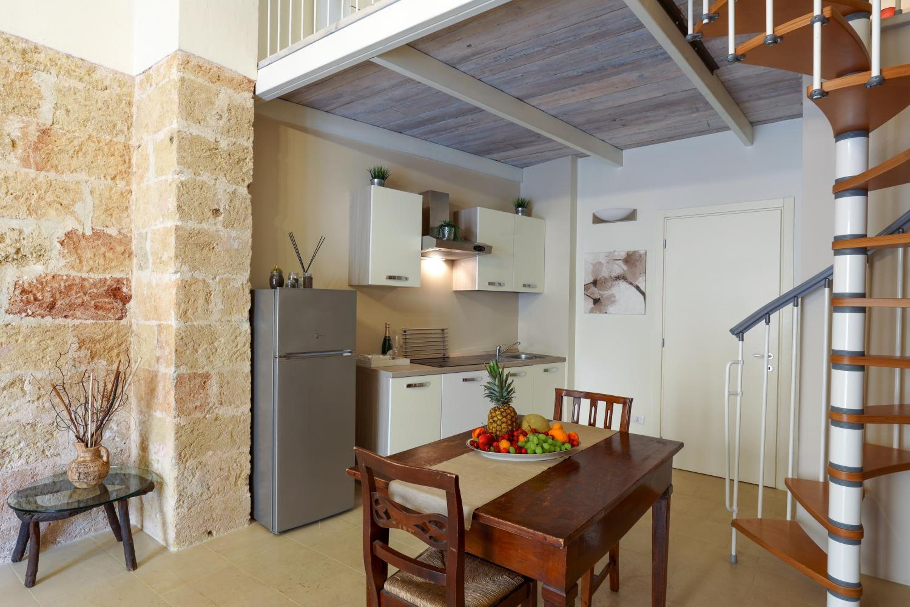 One-Bedroom House photo 3