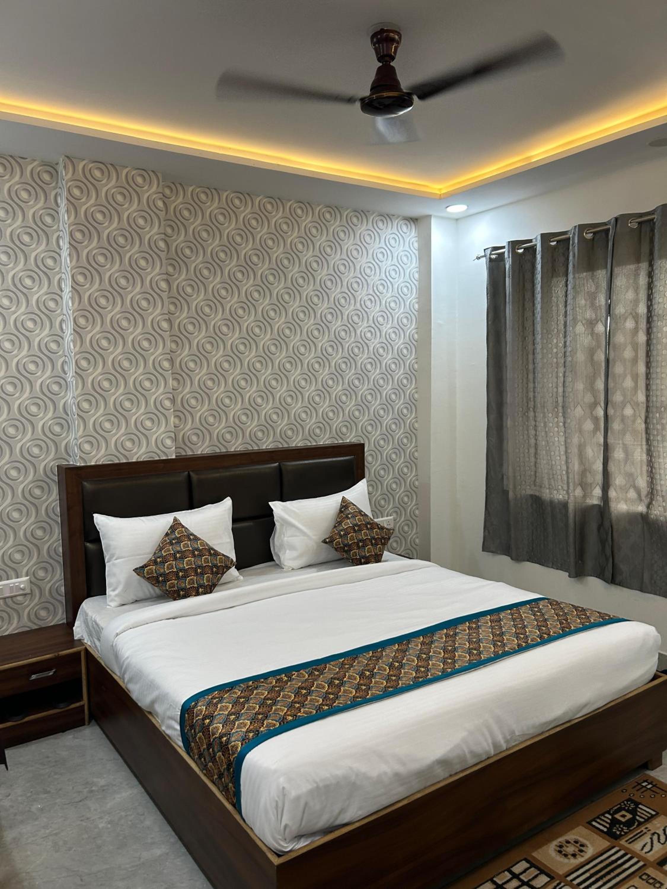 Deluxe Double Room photo 2