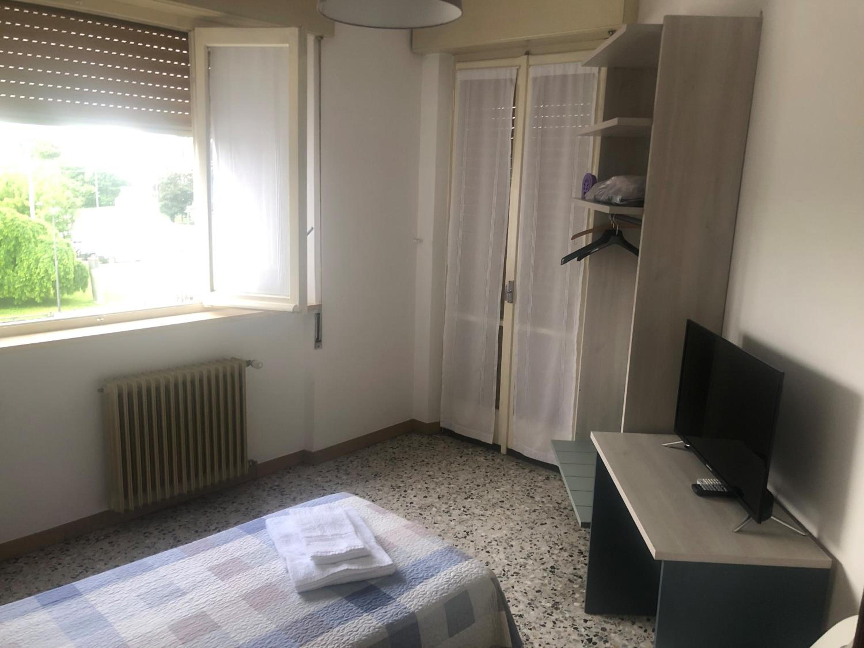 Small Single Room