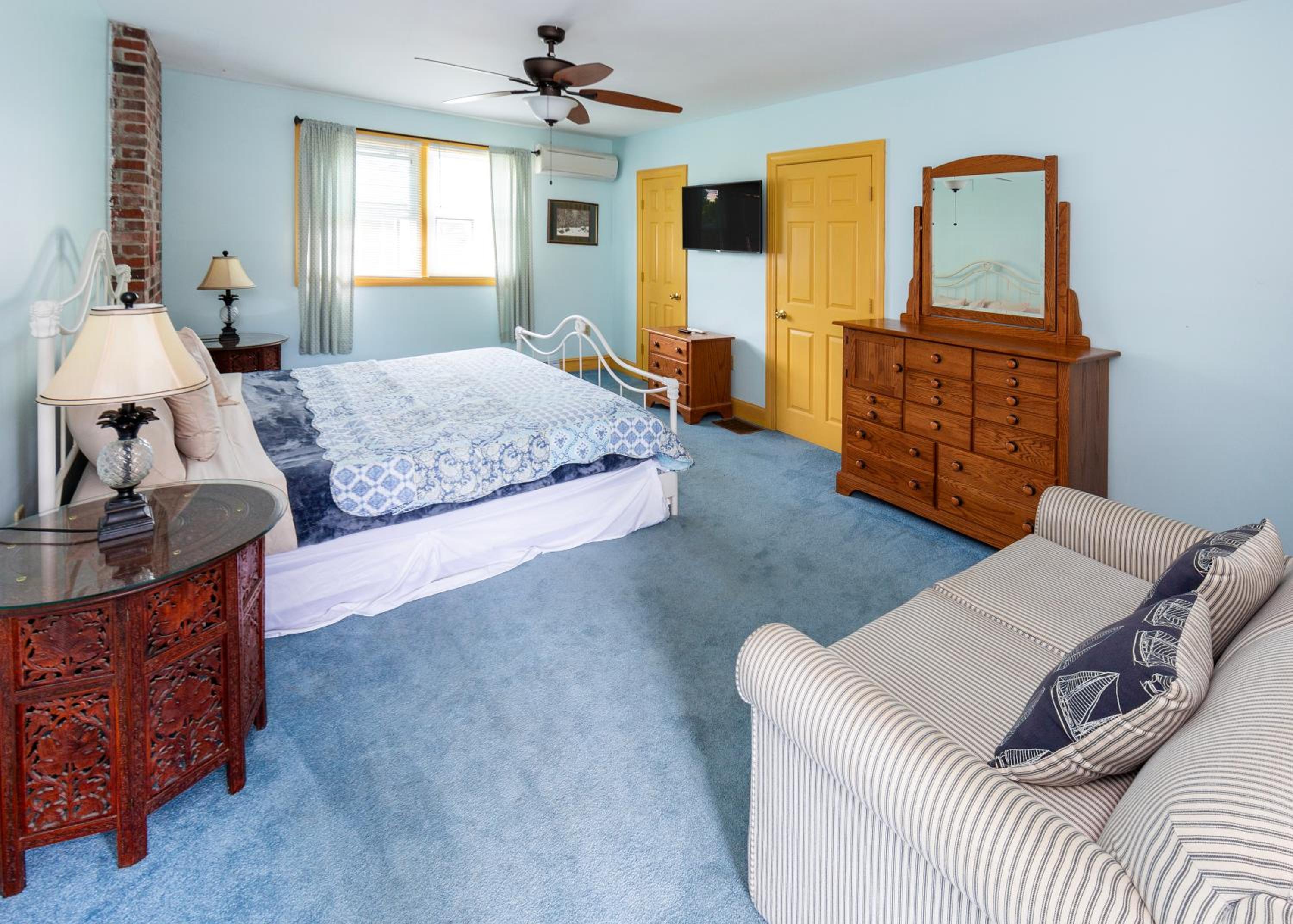 Queen Room - Annex