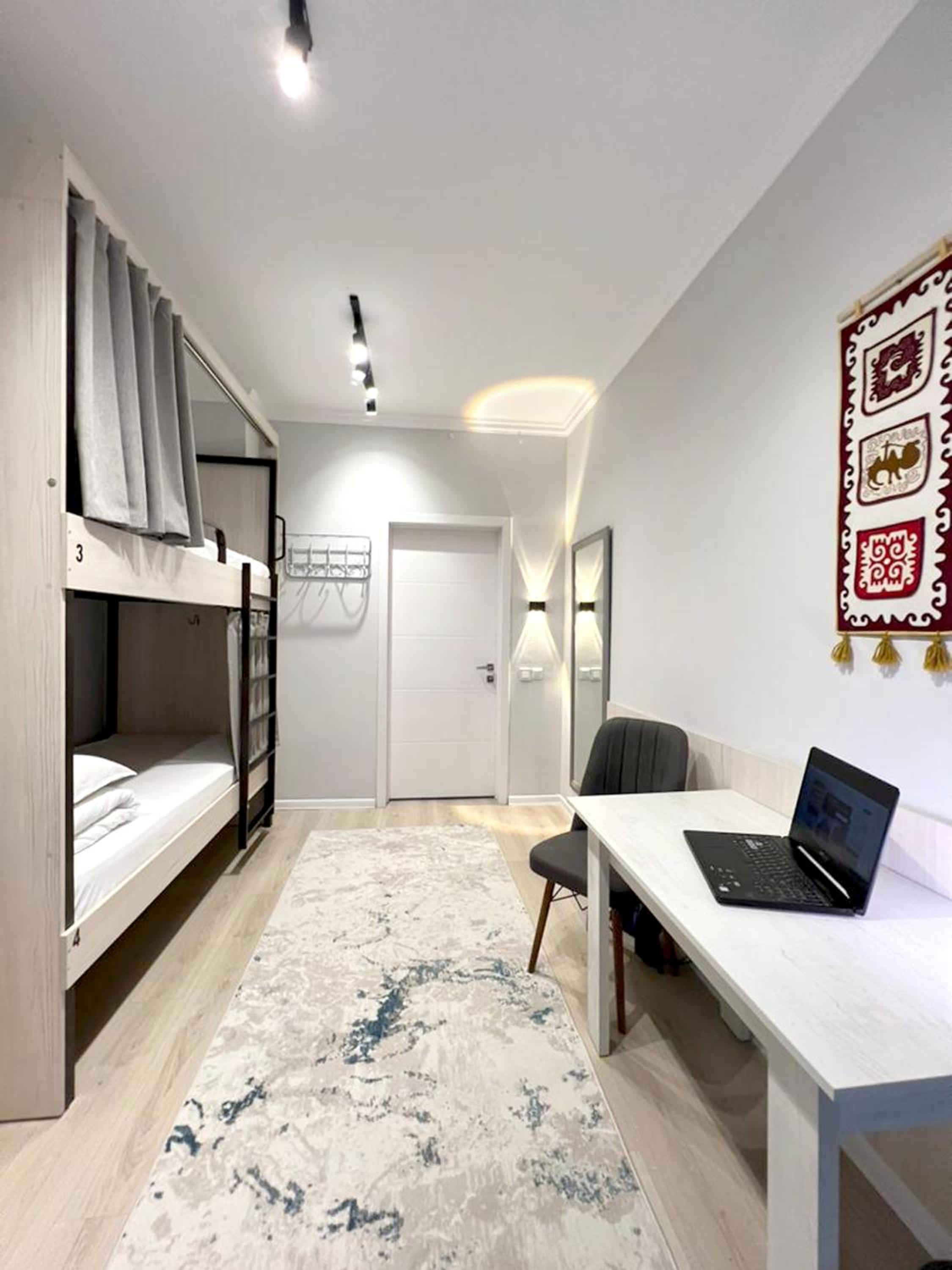 Bed in 4-Bed Female Dormitory Room photo 1